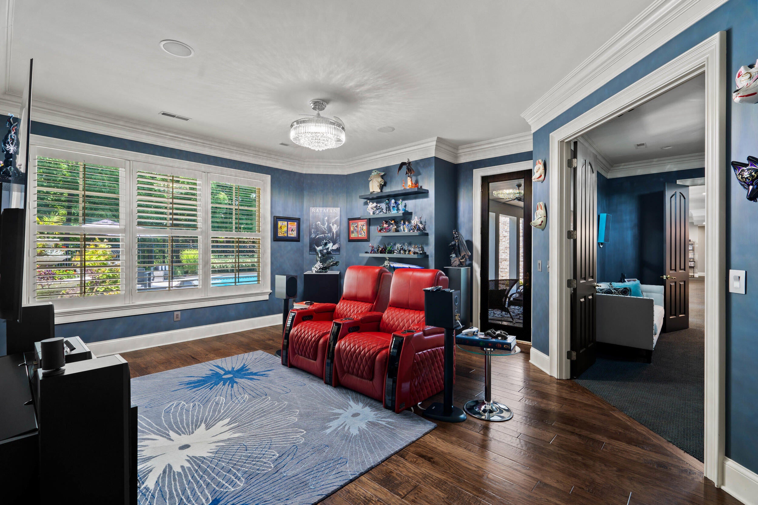 Columbia, Missouri, 65203, United States, 6 Bedrooms Bedrooms, ,8 BathroomsBathrooms,Residential,Active,1965985