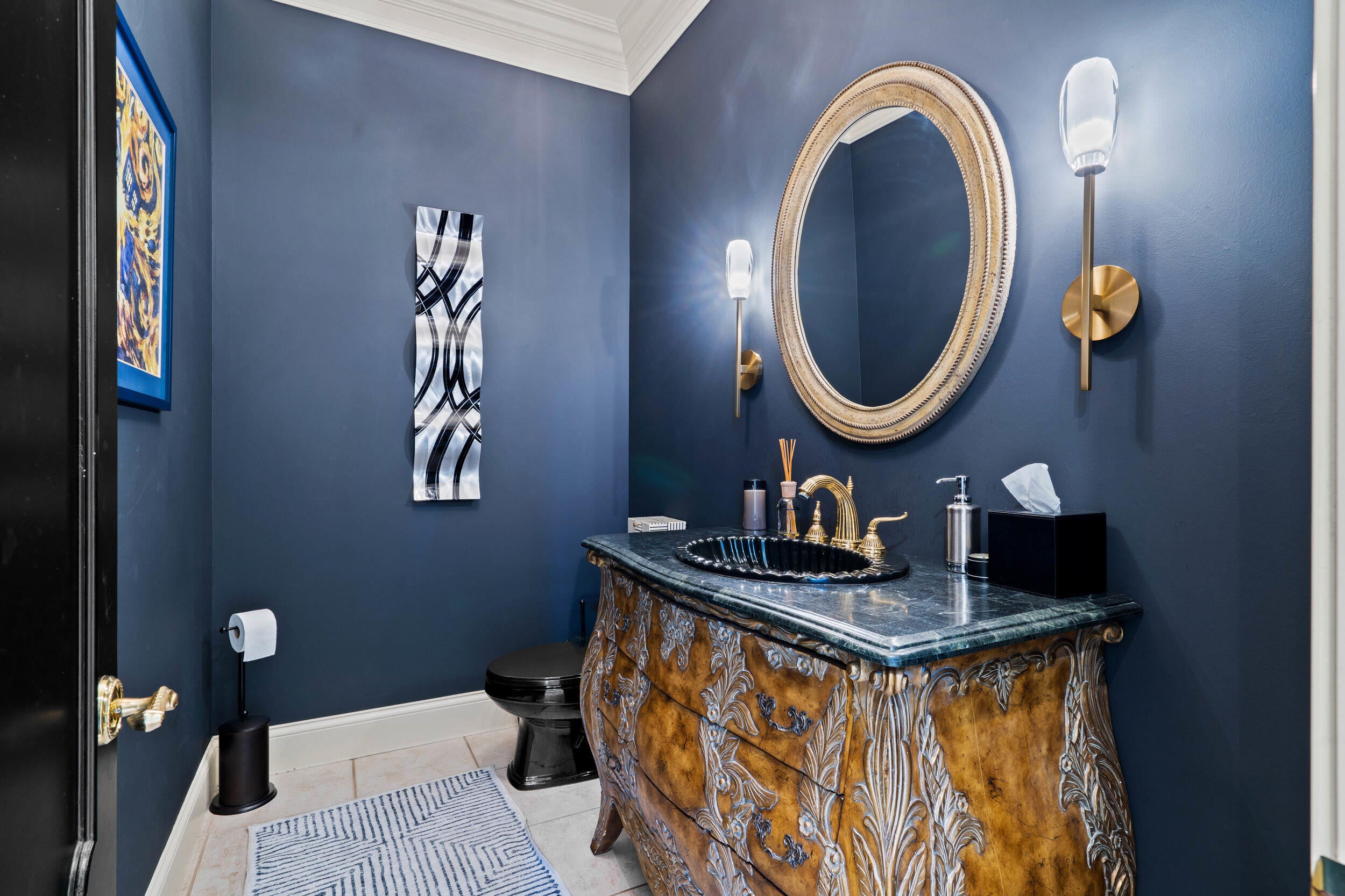 Columbia, Missouri, 65203, United States, 6 Bedrooms Bedrooms, ,8 BathroomsBathrooms,Residential,Active,1965985