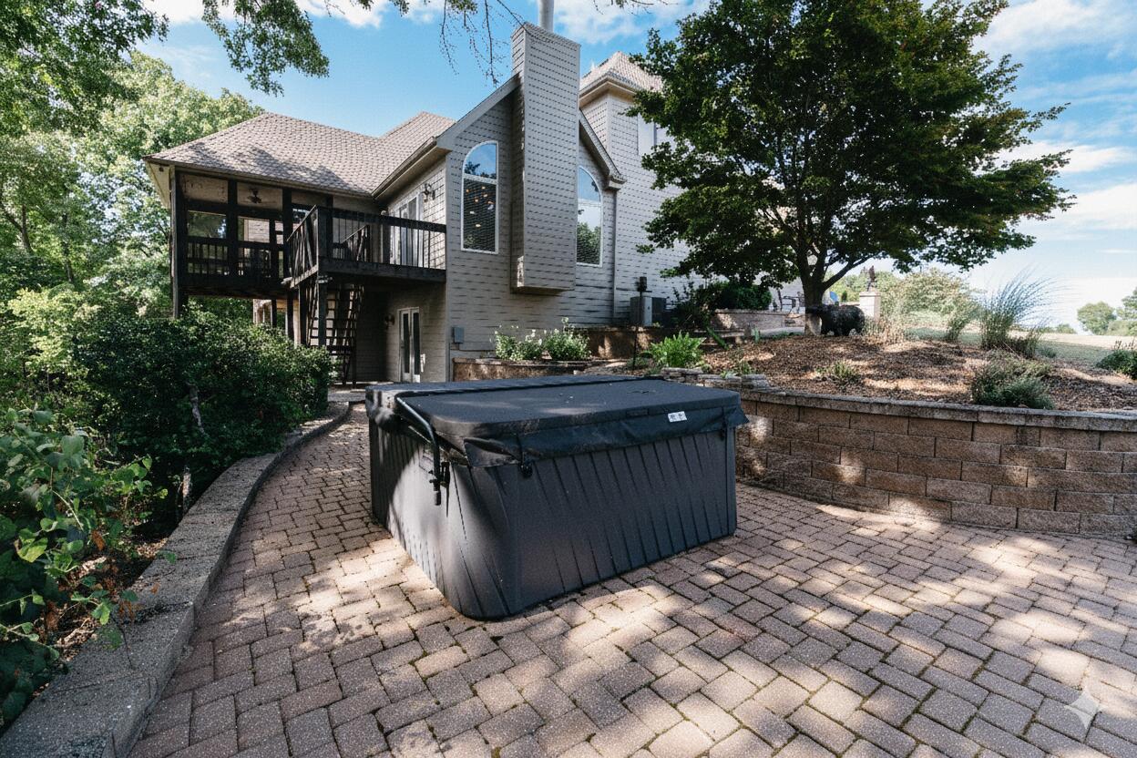 Columbia, Missouri, 65201, United States, 5 Bedrooms Bedrooms, ,5 BathroomsBathrooms,Residential,Active,1990615