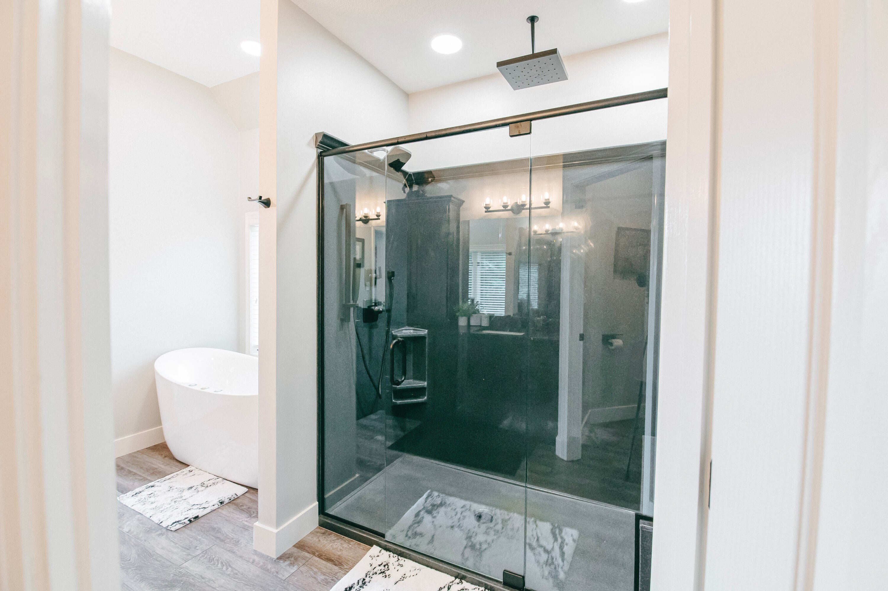 Columbia, Missouri, 65201, United States, 5 Bedrooms Bedrooms, ,5 BathroomsBathrooms,Residential,Active,1990615