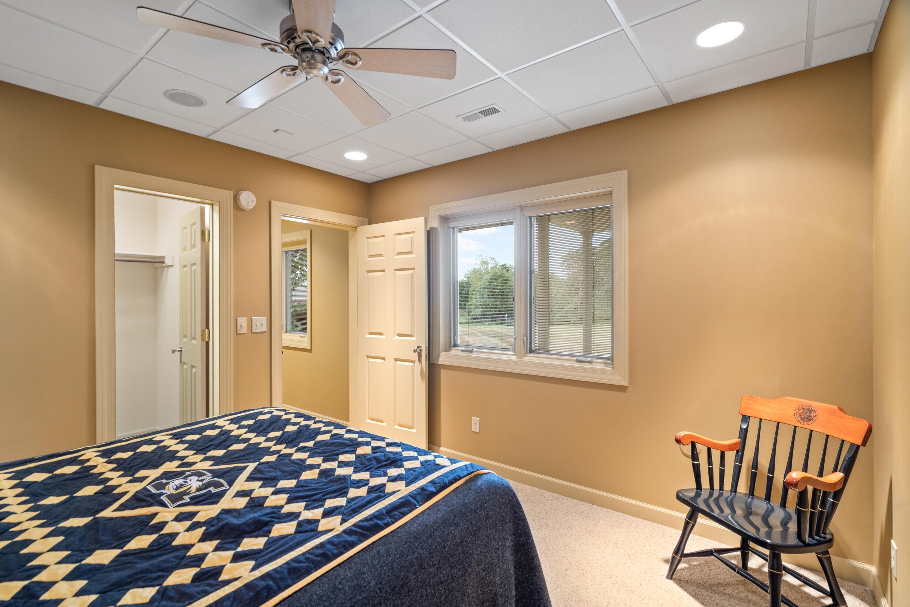 Columbia, Missouri, 65201, United States, 4 Bedrooms Bedrooms, ,4 BathroomsBathrooms,Residential,Active,1944067