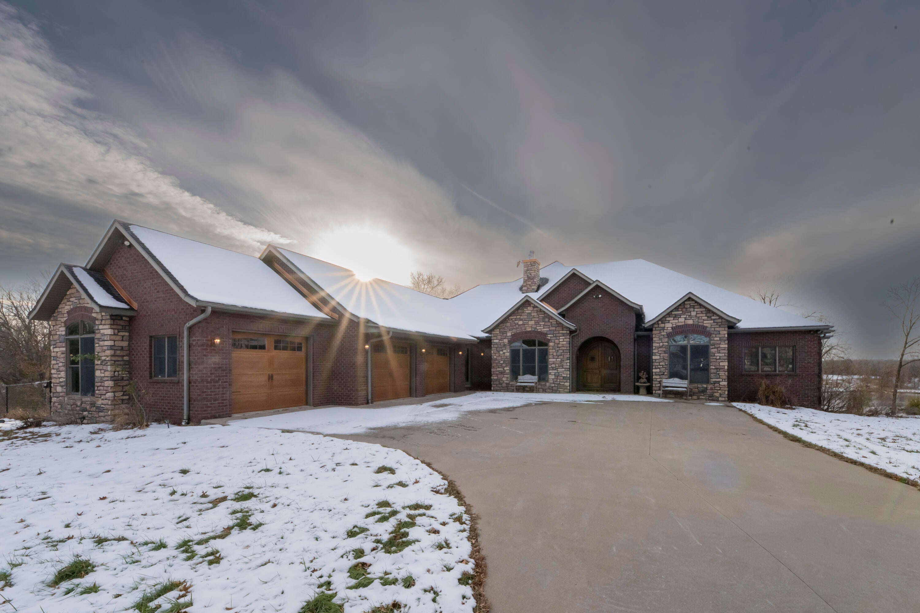 Harrisburg, Missouri, 65256, United States, 4 Bedrooms Bedrooms, ,6 BathroomsBathrooms,Residential,Active,2045772
