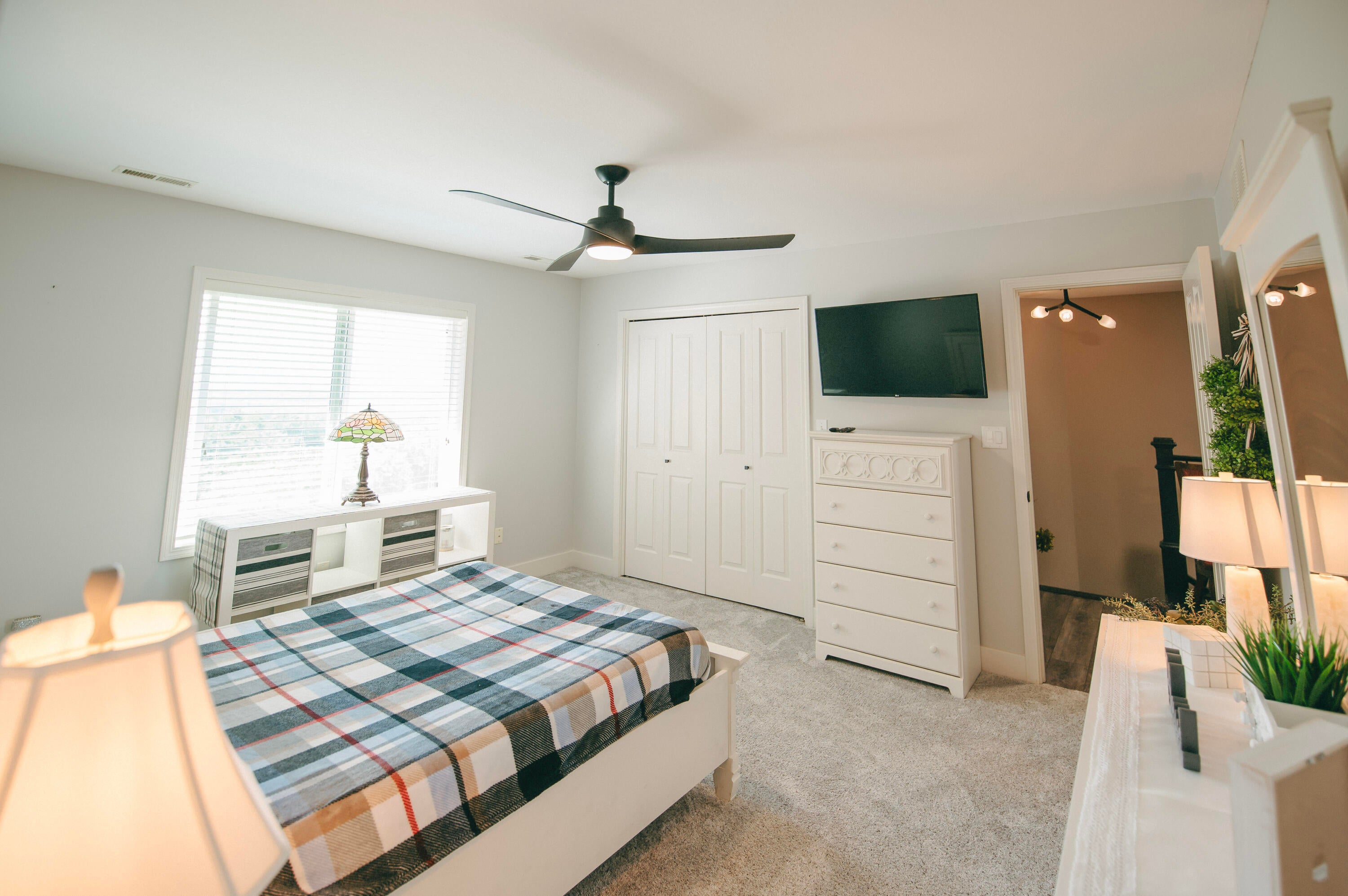 Columbia, Missouri, 65201, United States, 5 Bedrooms Bedrooms, ,5 BathroomsBathrooms,Residential,Active,1990615