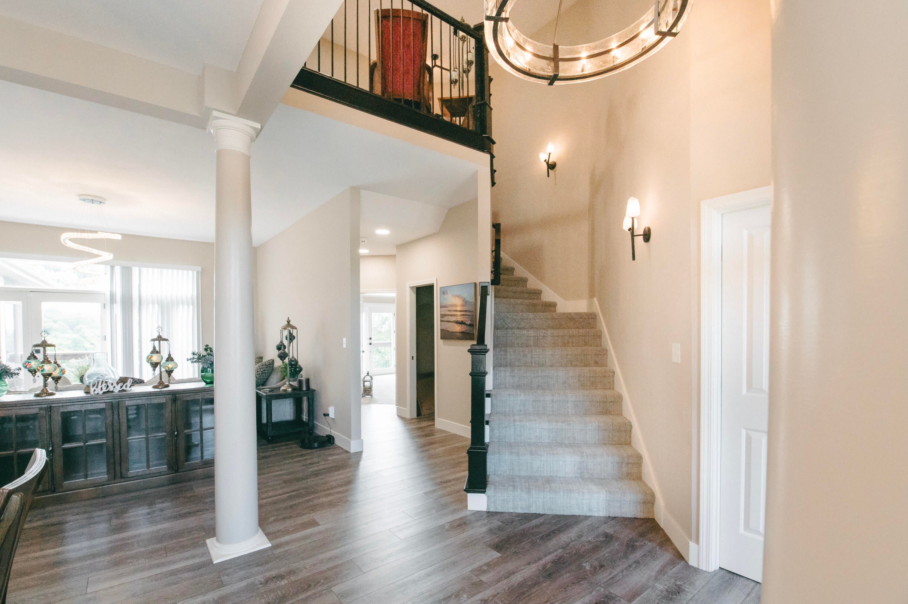 Columbia, Missouri, 65201, United States, 5 Bedrooms Bedrooms, ,5 BathroomsBathrooms,Residential,Active,1990615