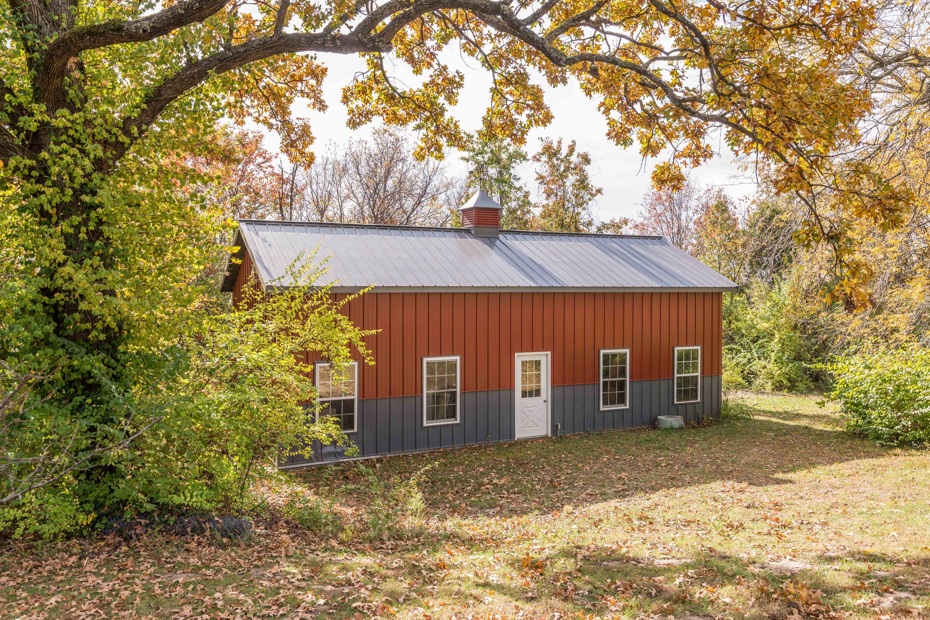 Jefferson City, Missouri, 65109, United States, 4 Bedrooms Bedrooms, ,4 BathroomsBathrooms,Residential,Active,1990034