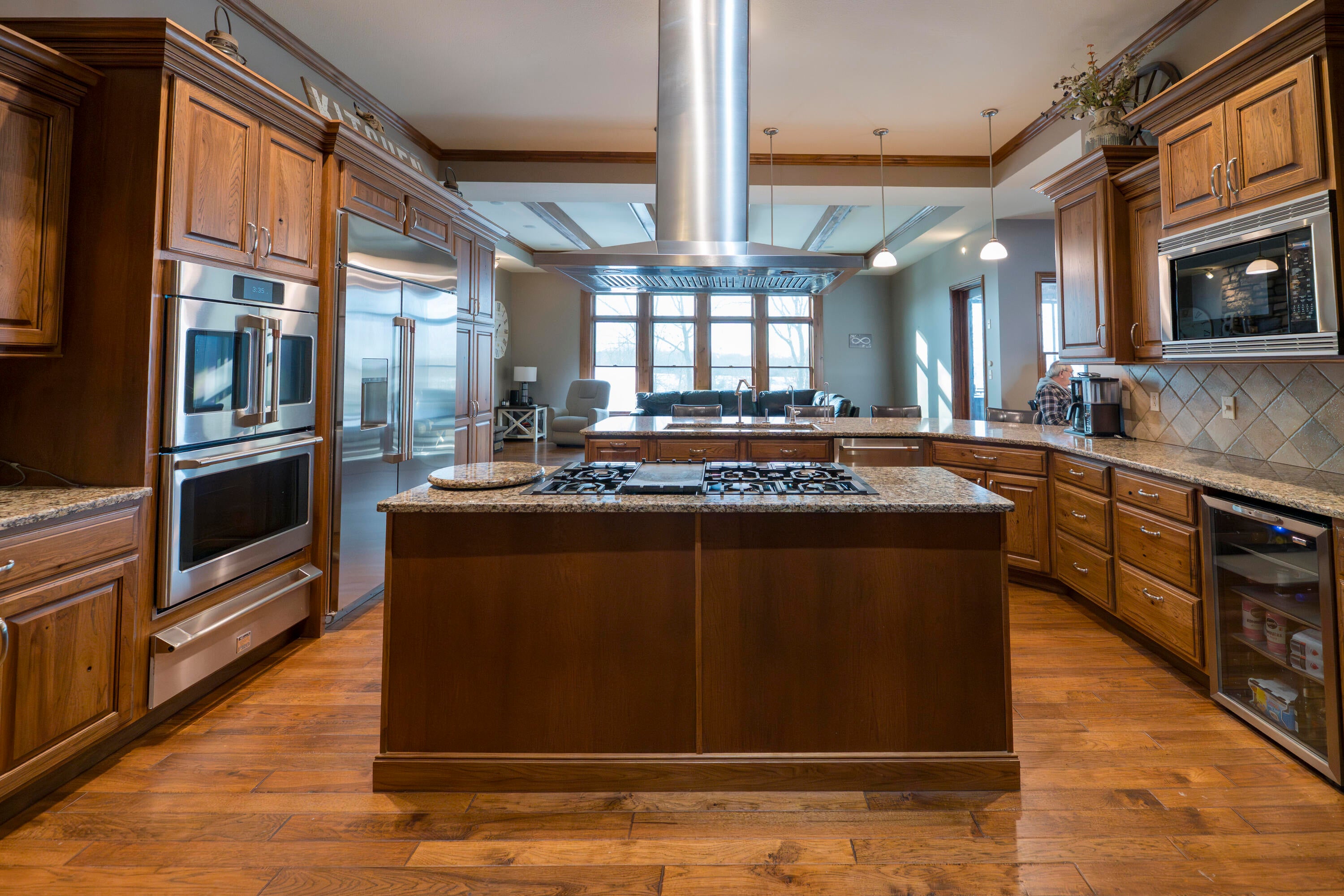 Harrisburg, Missouri, 65256, United States, 5 Bedrooms Bedrooms, ,7 BathroomsBathrooms,Residential,Active,2002606