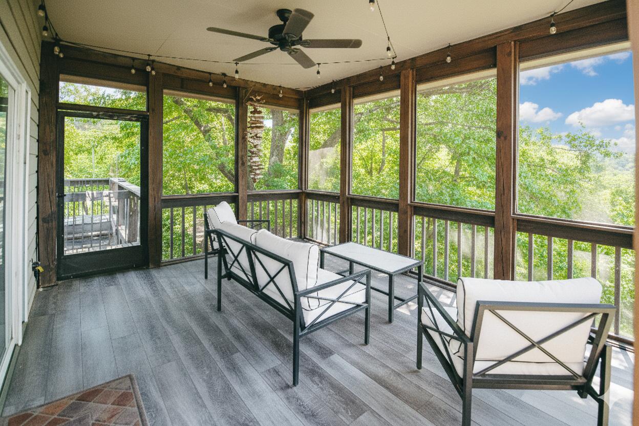 Columbia, Missouri, 65201, United States, 5 Bedrooms Bedrooms, ,5 BathroomsBathrooms,Residential,Active,1990615