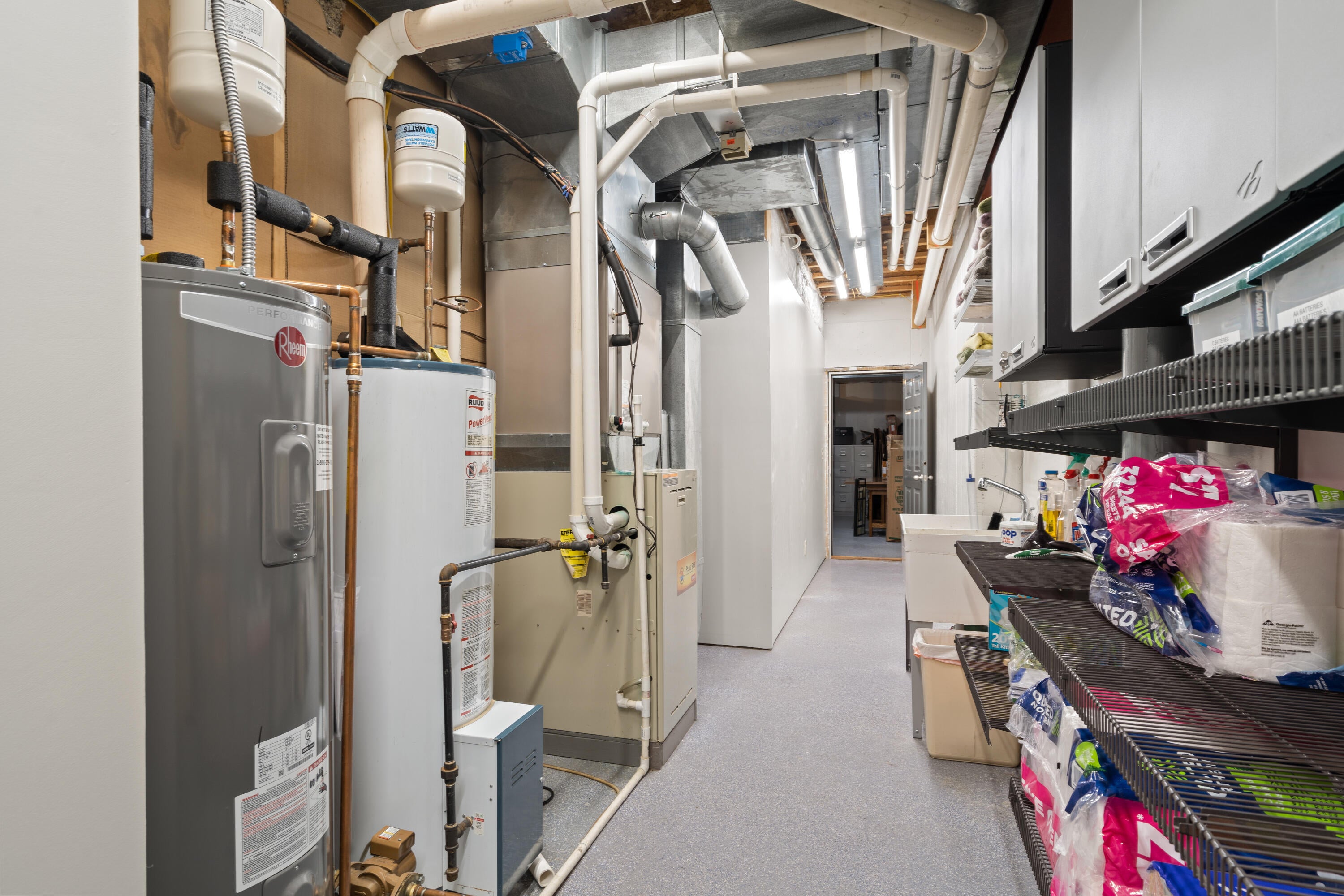 Columbia, Missouri, 65201, United States, 4 Bedrooms Bedrooms, ,4 BathroomsBathrooms,Residential,Active,2006927