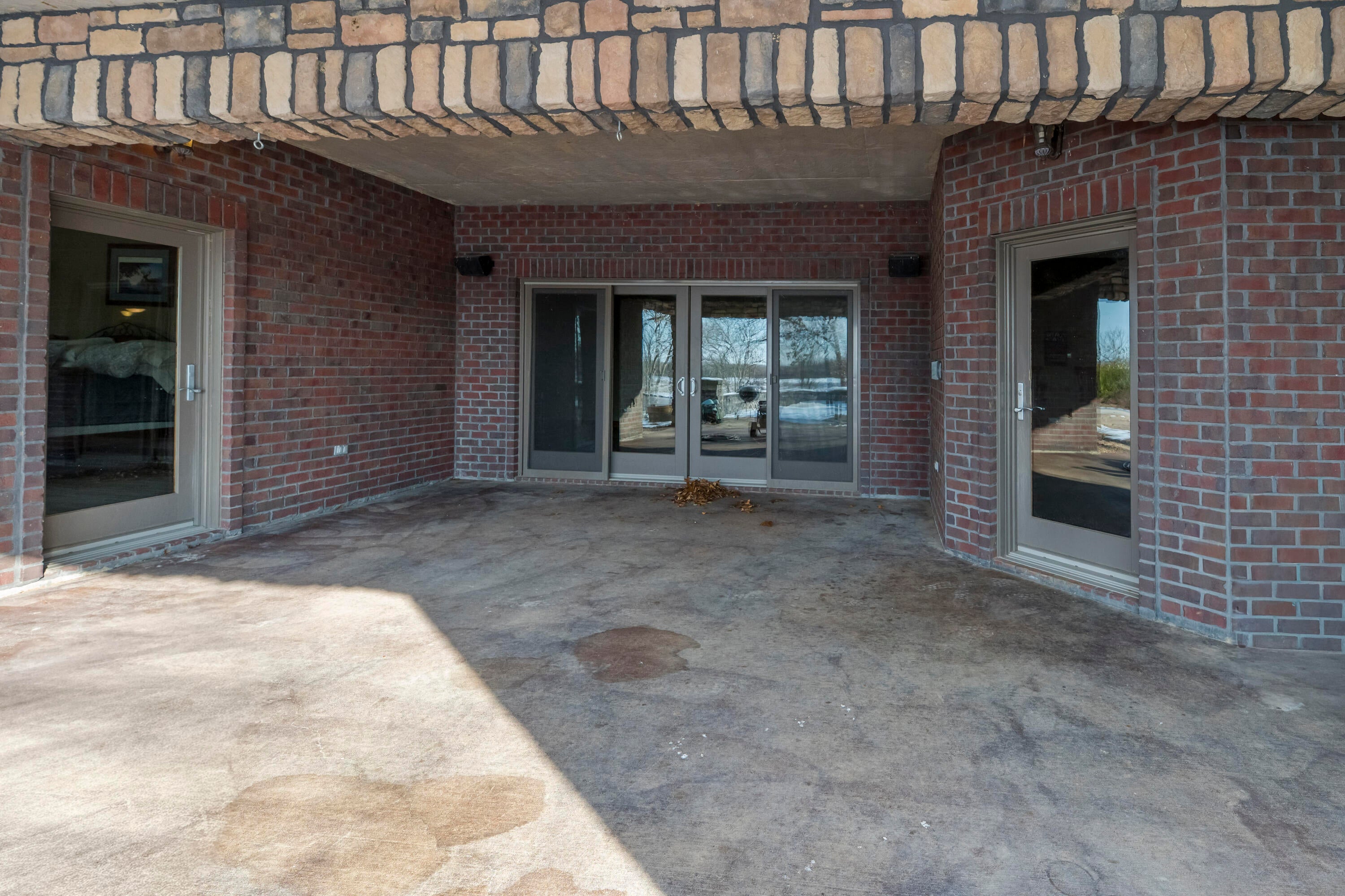 Harrisburg, Missouri, 65256, United States, 5 Bedrooms Bedrooms, ,7 BathroomsBathrooms,Residential,Active,2002606