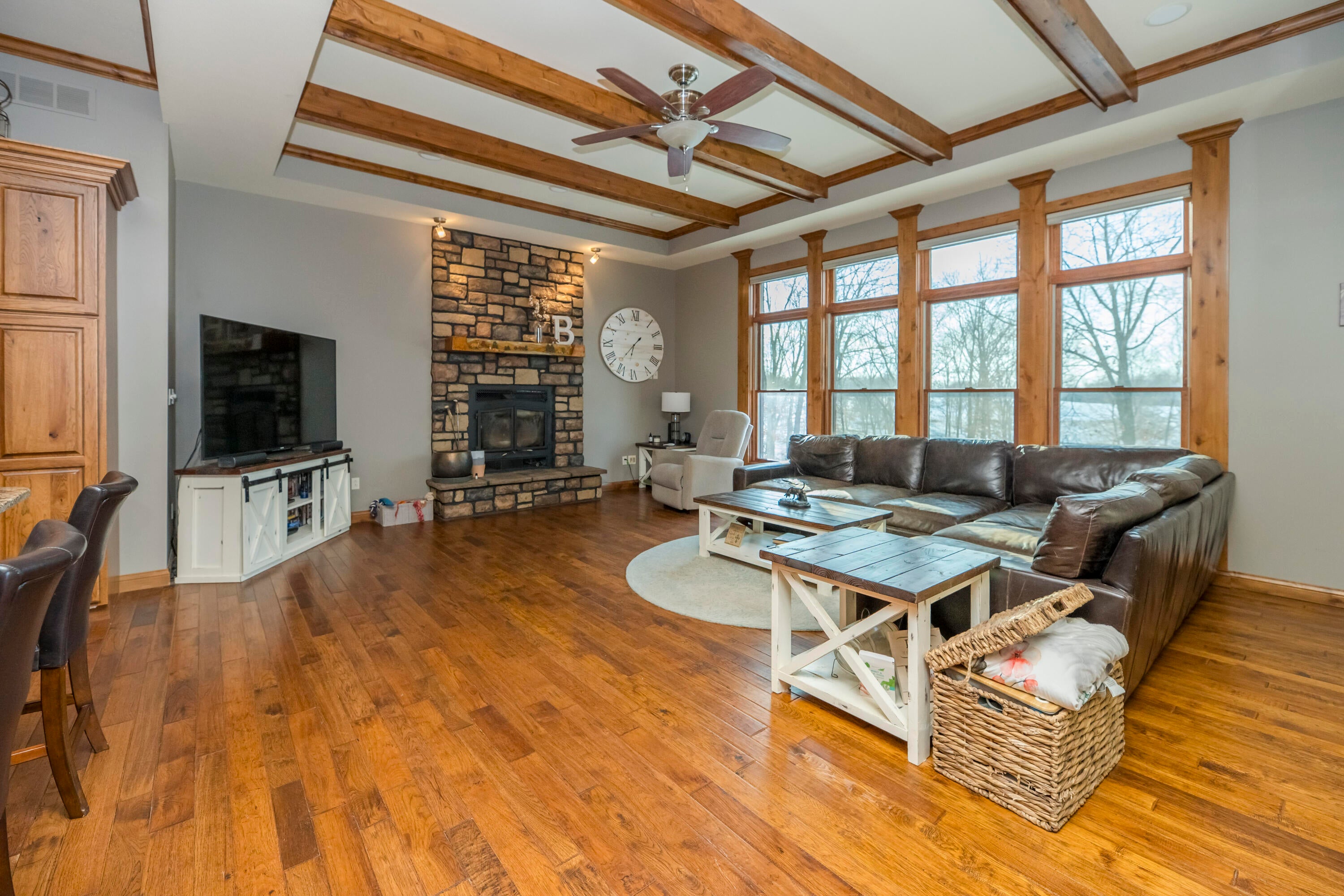 Harrisburg, Missouri, 65256, United States, 5 Bedrooms Bedrooms, ,7 BathroomsBathrooms,Residential,Active,2002606