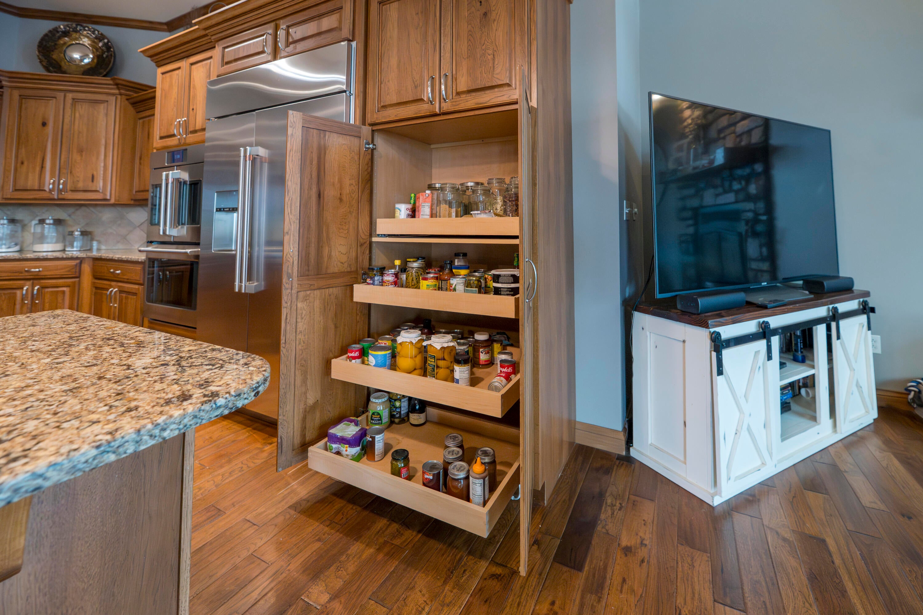 Harrisburg, Missouri, 65256, United States, 5 Bedrooms Bedrooms, ,7 BathroomsBathrooms,Residential,Active,2002606