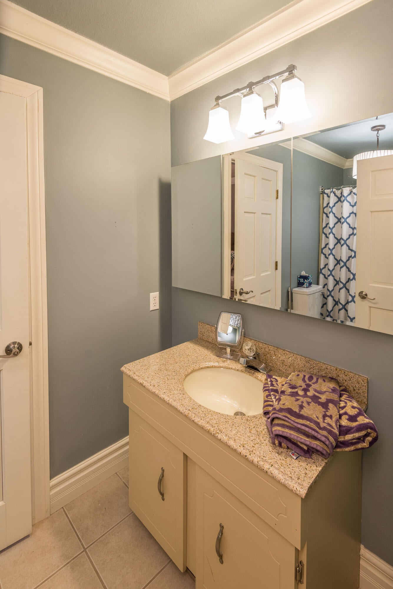 Jefferson City, Missouri, 65109, United States, 4 Bedrooms Bedrooms, ,4 BathroomsBathrooms,Residential,Active,1990034