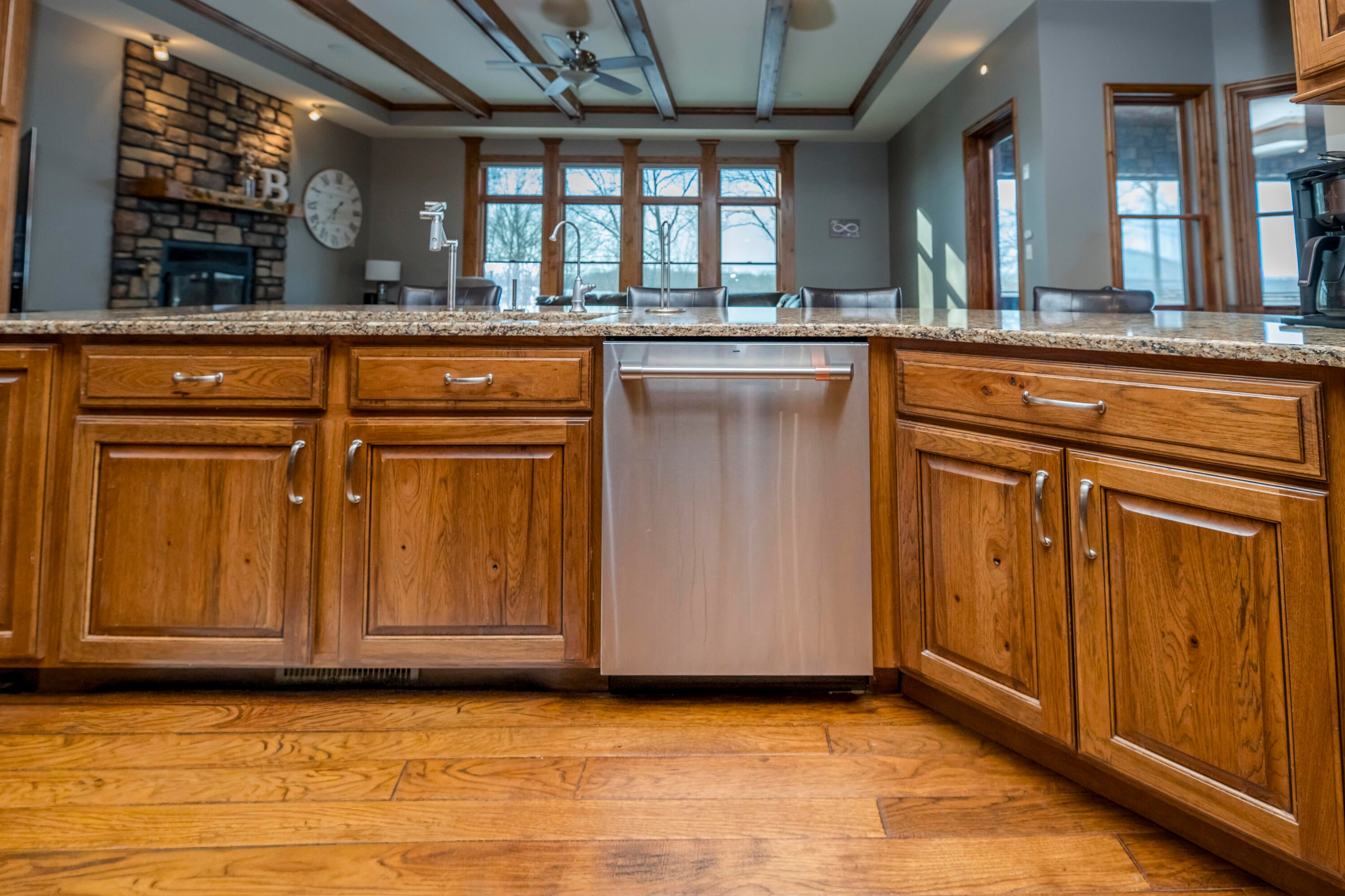 Harrisburg, Missouri, 65256, United States, 5 Bedrooms Bedrooms, ,7 BathroomsBathrooms,Residential,Active,2002599