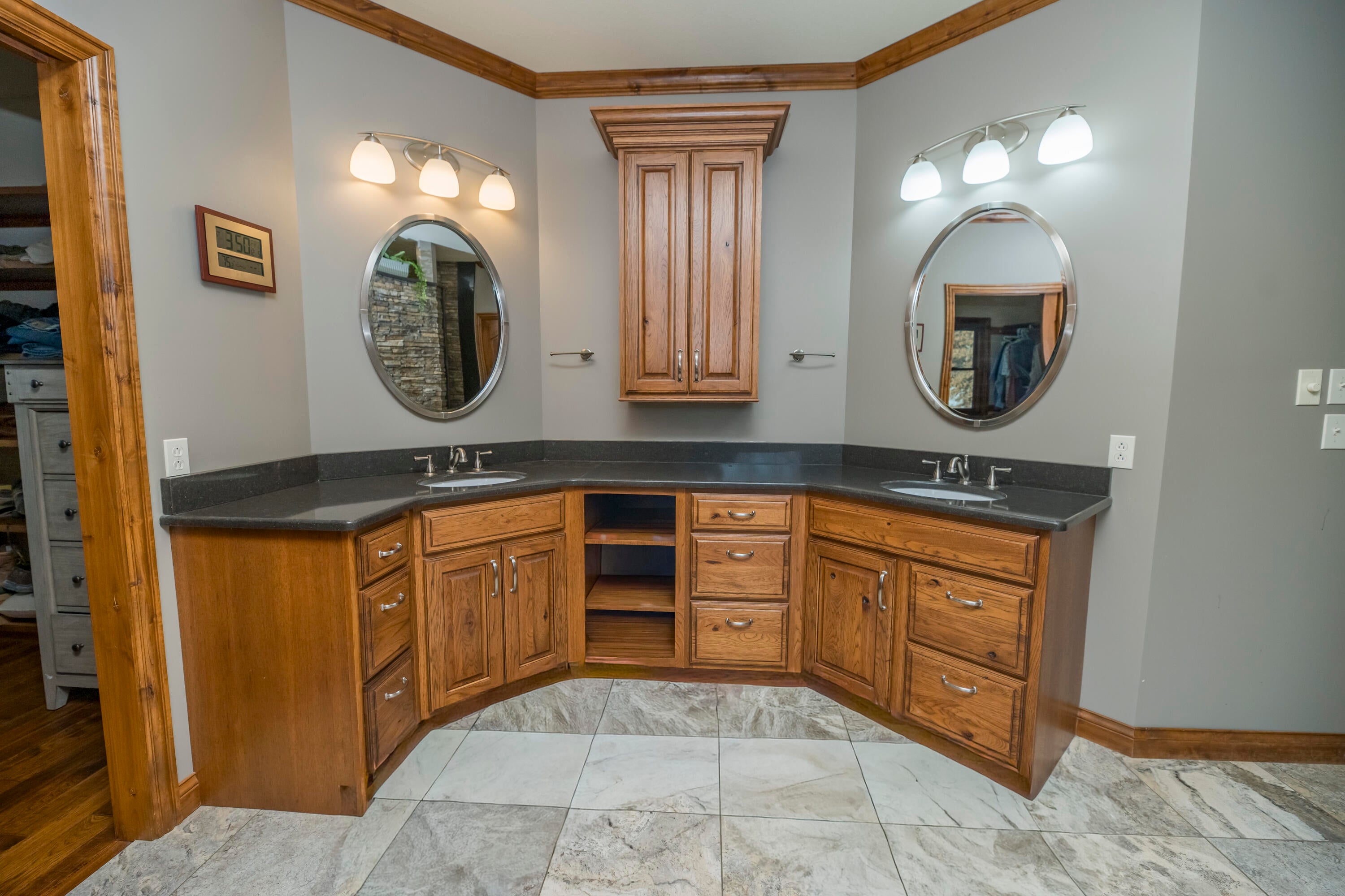 Harrisburg, Missouri, 65256, United States, 5 Bedrooms Bedrooms, ,7 BathroomsBathrooms,Residential,Active,2002599