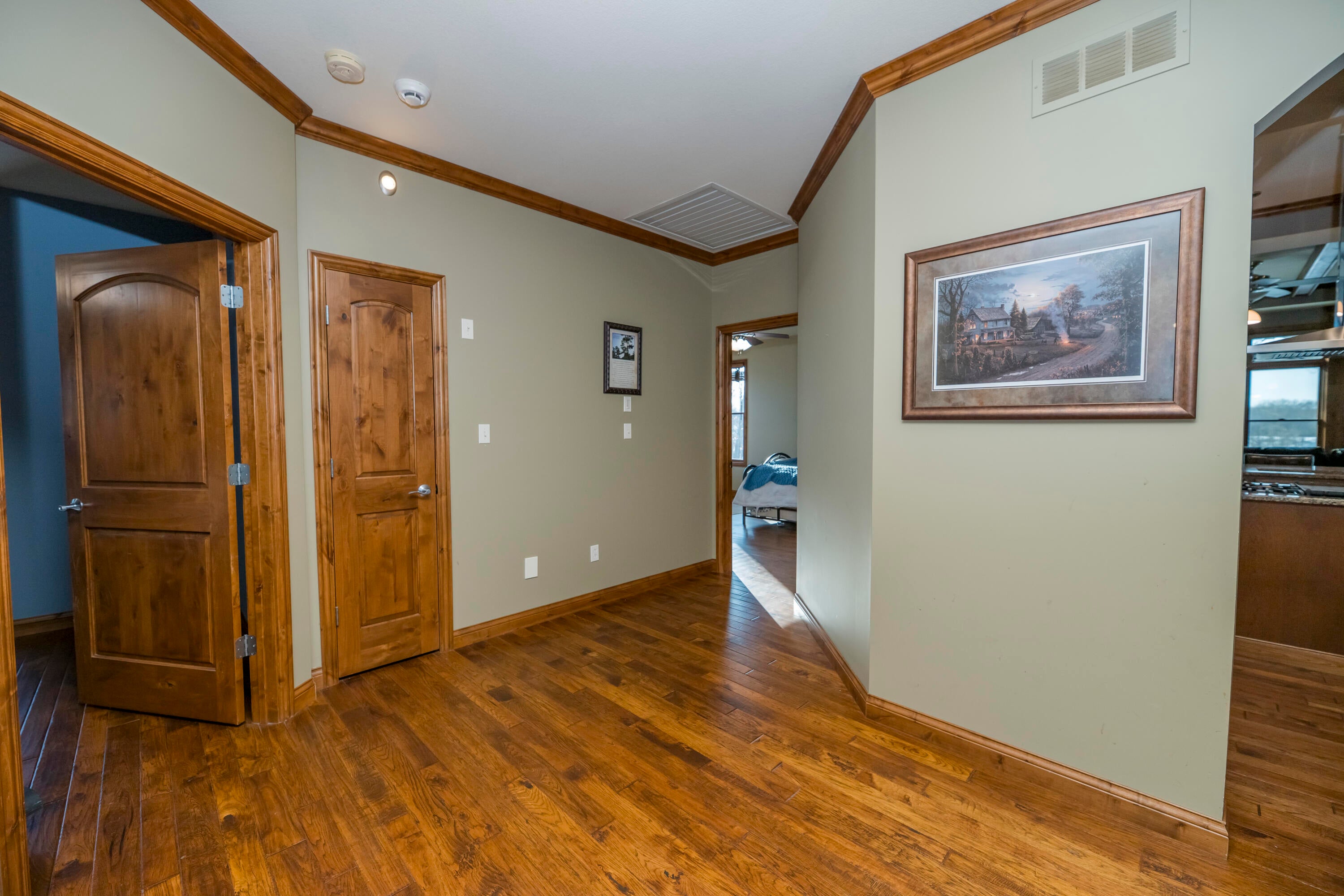 Harrisburg, Missouri, 65256, United States, 5 Bedrooms Bedrooms, ,7 BathroomsBathrooms,Residential,Active,2002606