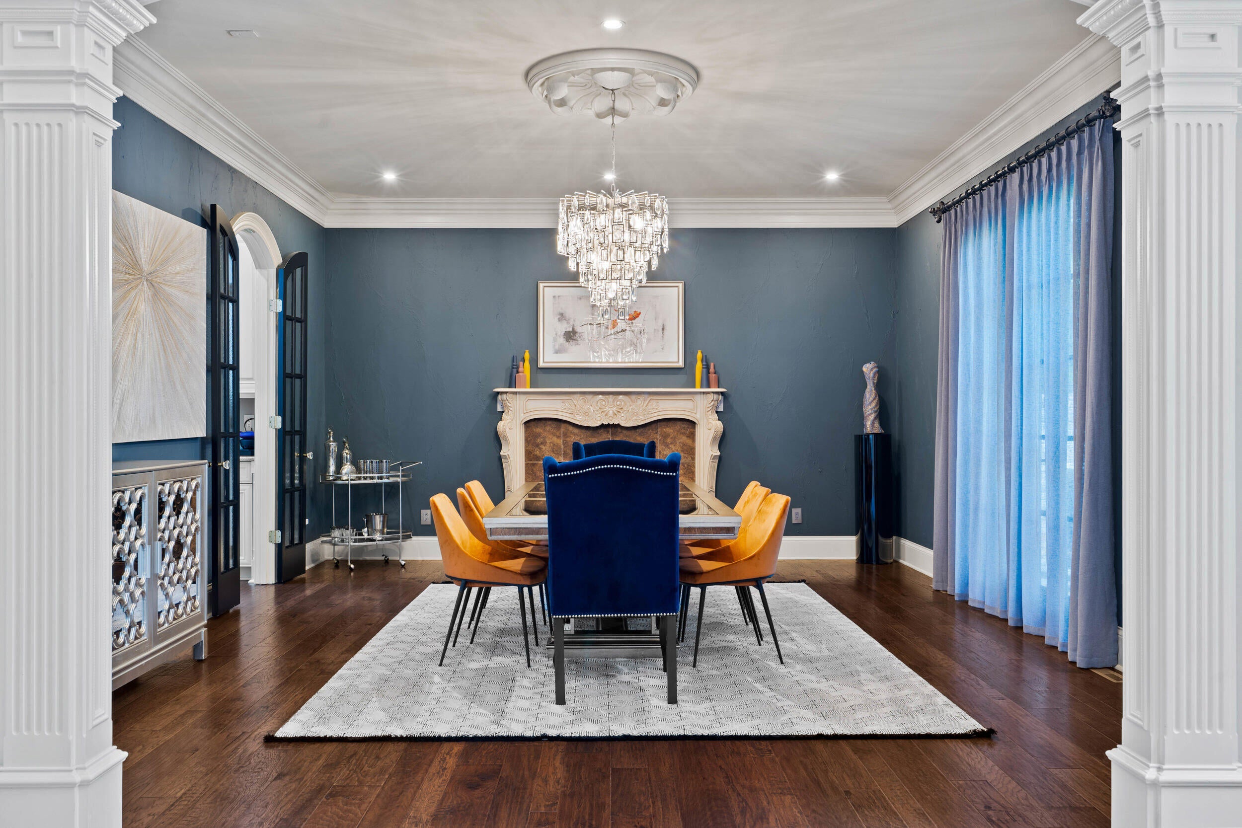 Columbia, Missouri, 65203, United States, 6 Bedrooms Bedrooms, ,8 BathroomsBathrooms,Residential,Active,1965985