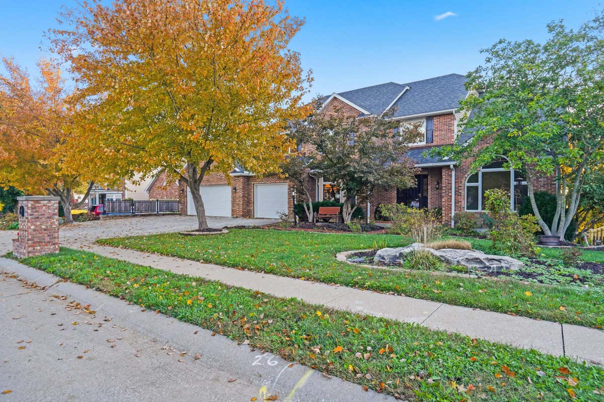 1702 S FAIRVIEW Rd  