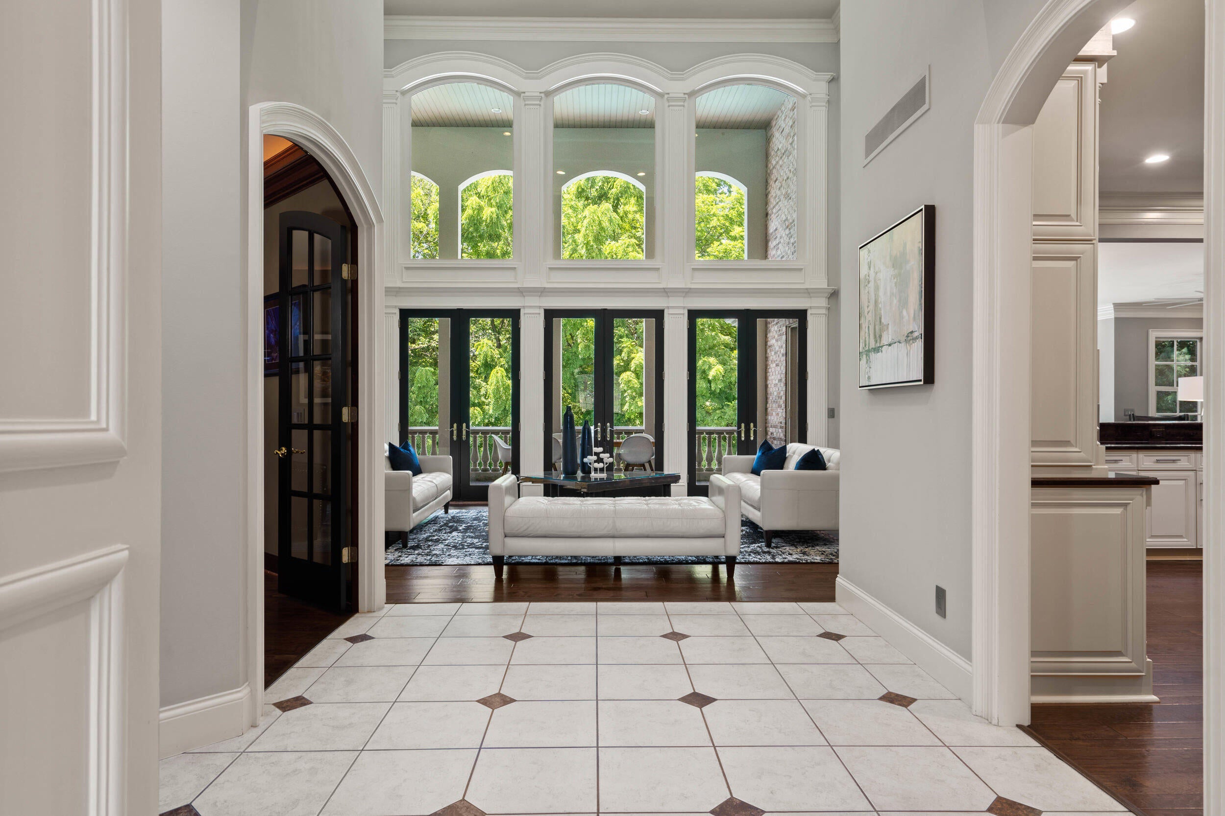 Columbia, Missouri, 65203, United States, 6 Bedrooms Bedrooms, ,8 BathroomsBathrooms,Residential,Active,1965985