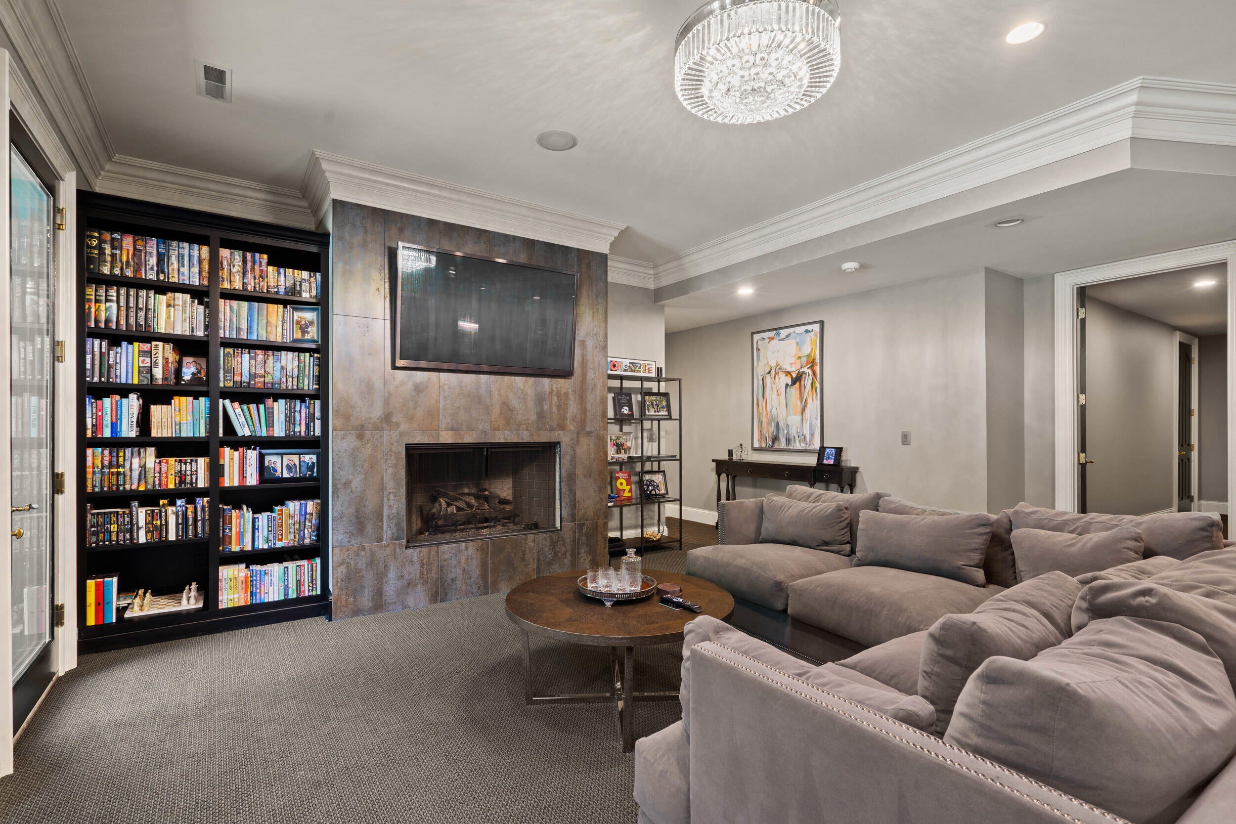 Columbia, Missouri, 65203, United States, 6 Bedrooms Bedrooms, ,8 BathroomsBathrooms,Residential,Active,1965985