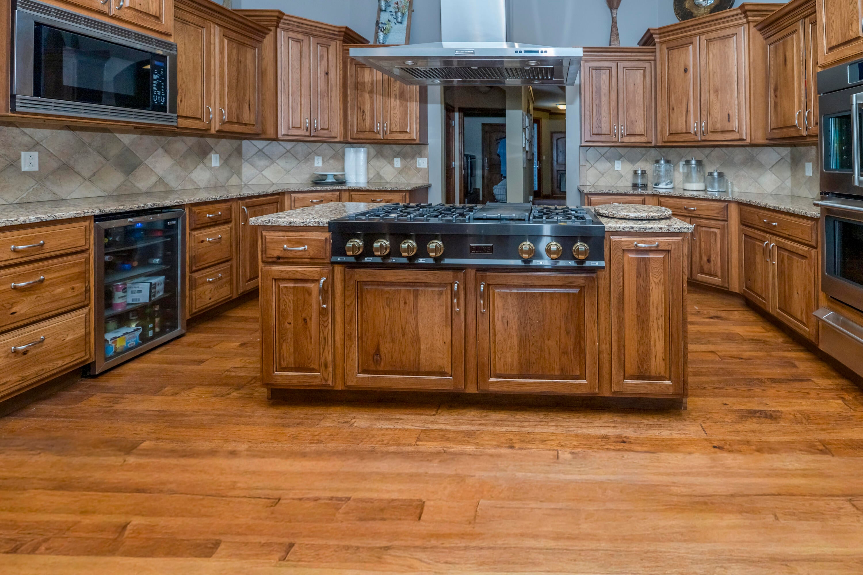 Harrisburg, Missouri, 65256, United States, 4 Bedrooms Bedrooms, ,6 BathroomsBathrooms,Residential,Active,2045772