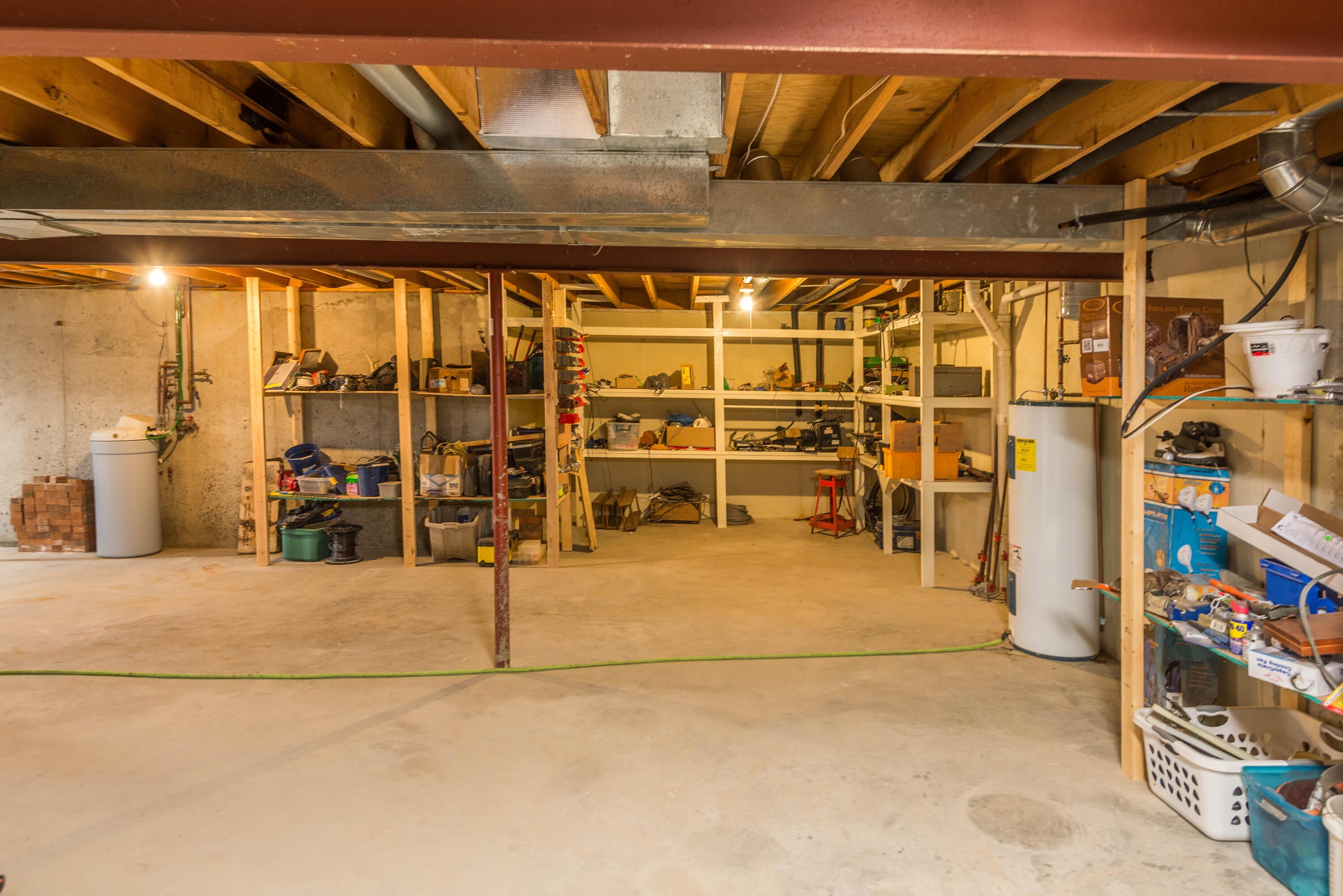 Jefferson City, Missouri, 65109, United States, 4 Bedrooms Bedrooms, ,4 BathroomsBathrooms,Residential,Active,1990034