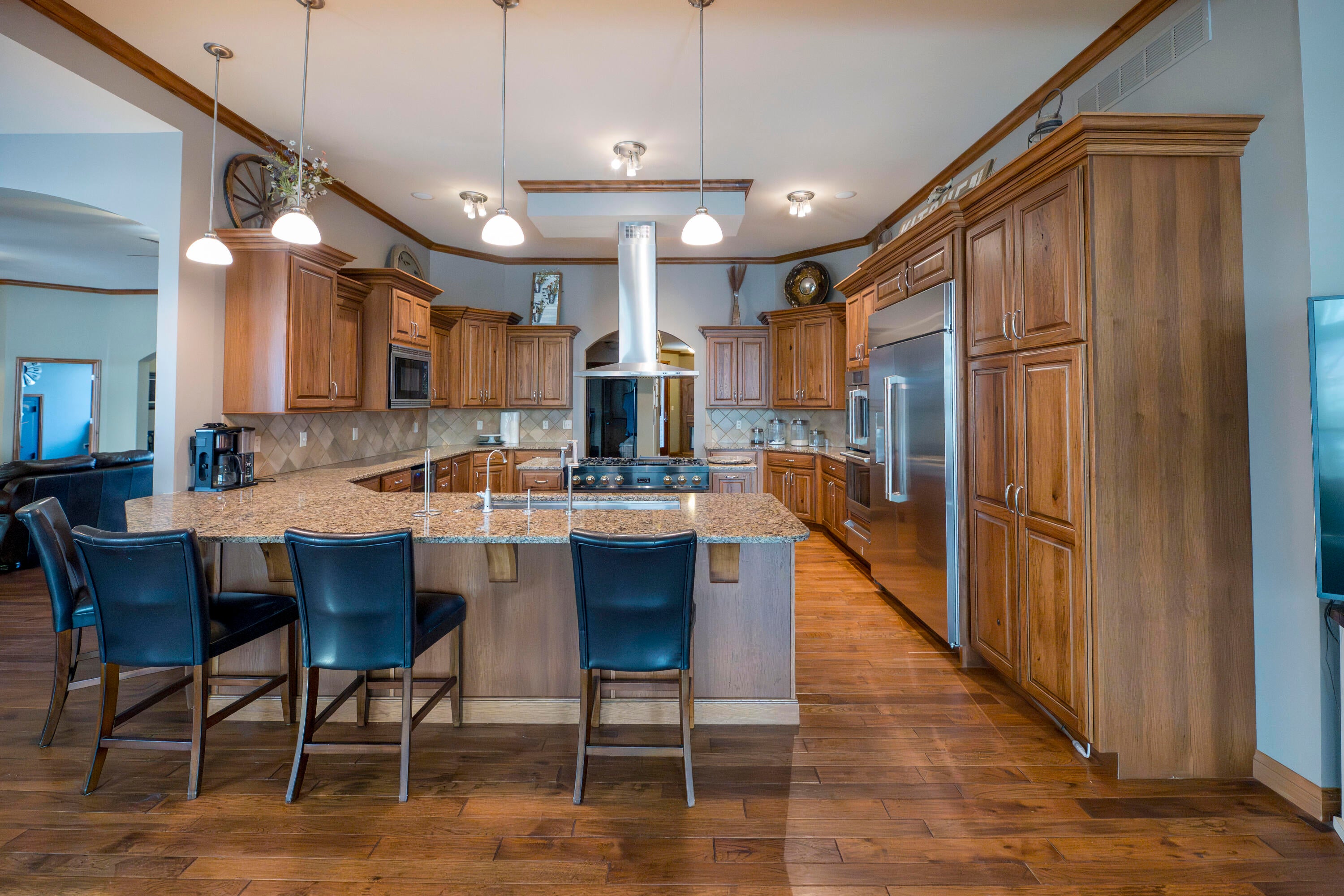 Harrisburg, Missouri, 65256, United States, 5 Bedrooms Bedrooms, ,7 BathroomsBathrooms,Residential,Active,2002606