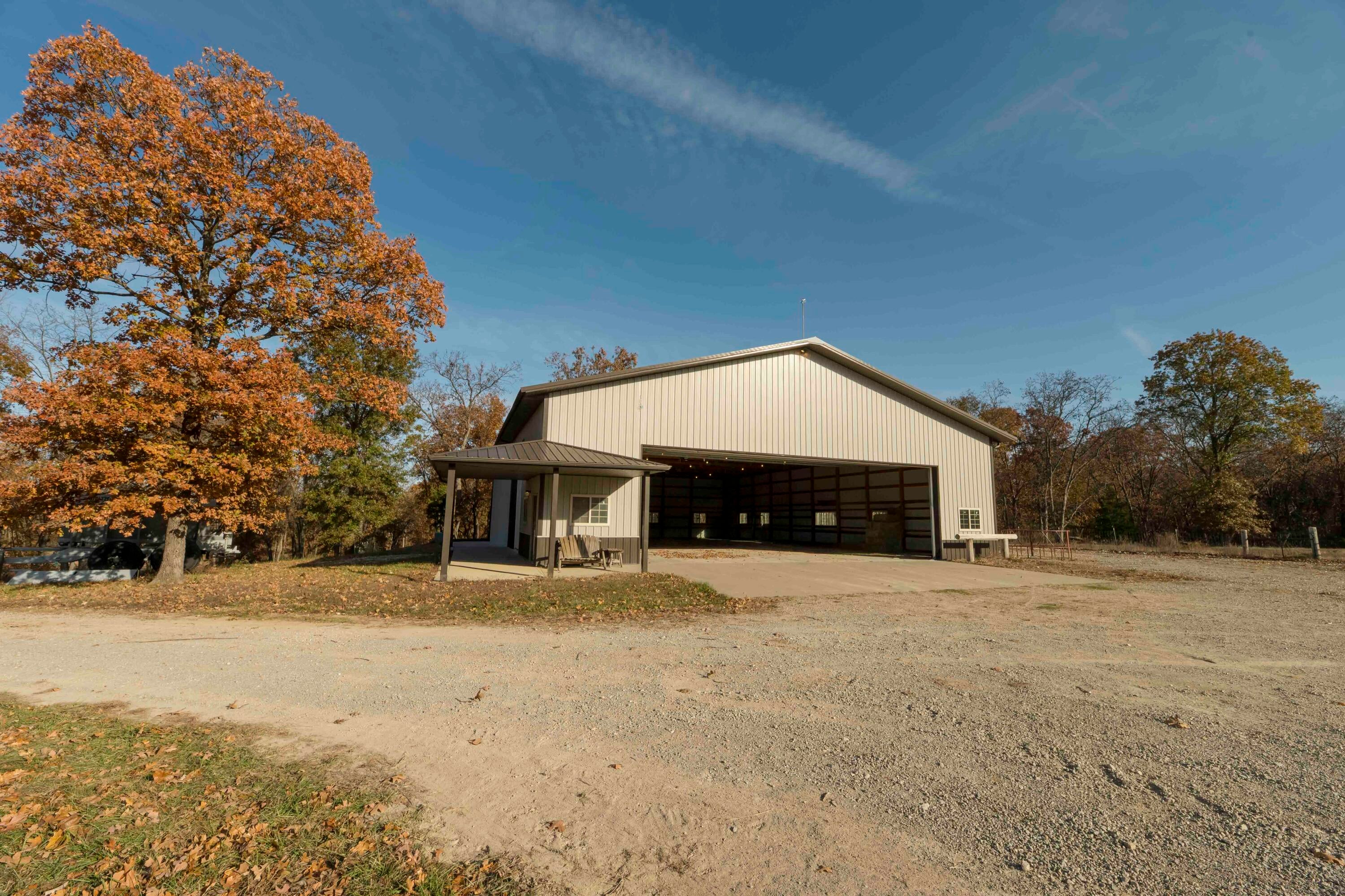 Harrisburg, Missouri, 65256, United States, 5 Bedrooms Bedrooms, ,7 BathroomsBathrooms,Residential,Active,2002606