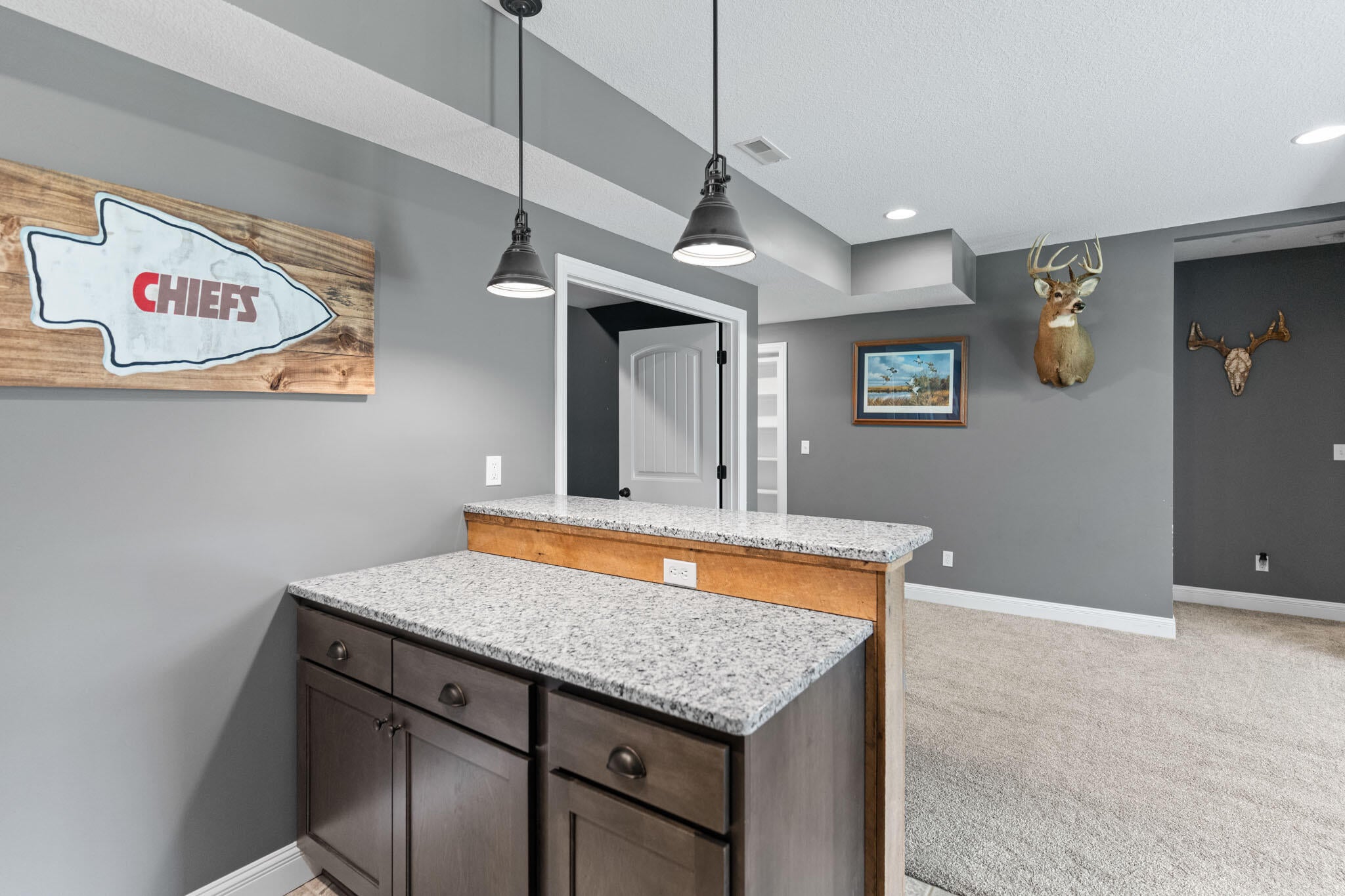 Hartsburg, Missouri, 65039, United States, 6 Bedrooms Bedrooms, ,4 BathroomsBathrooms,Residential,Active,1898236