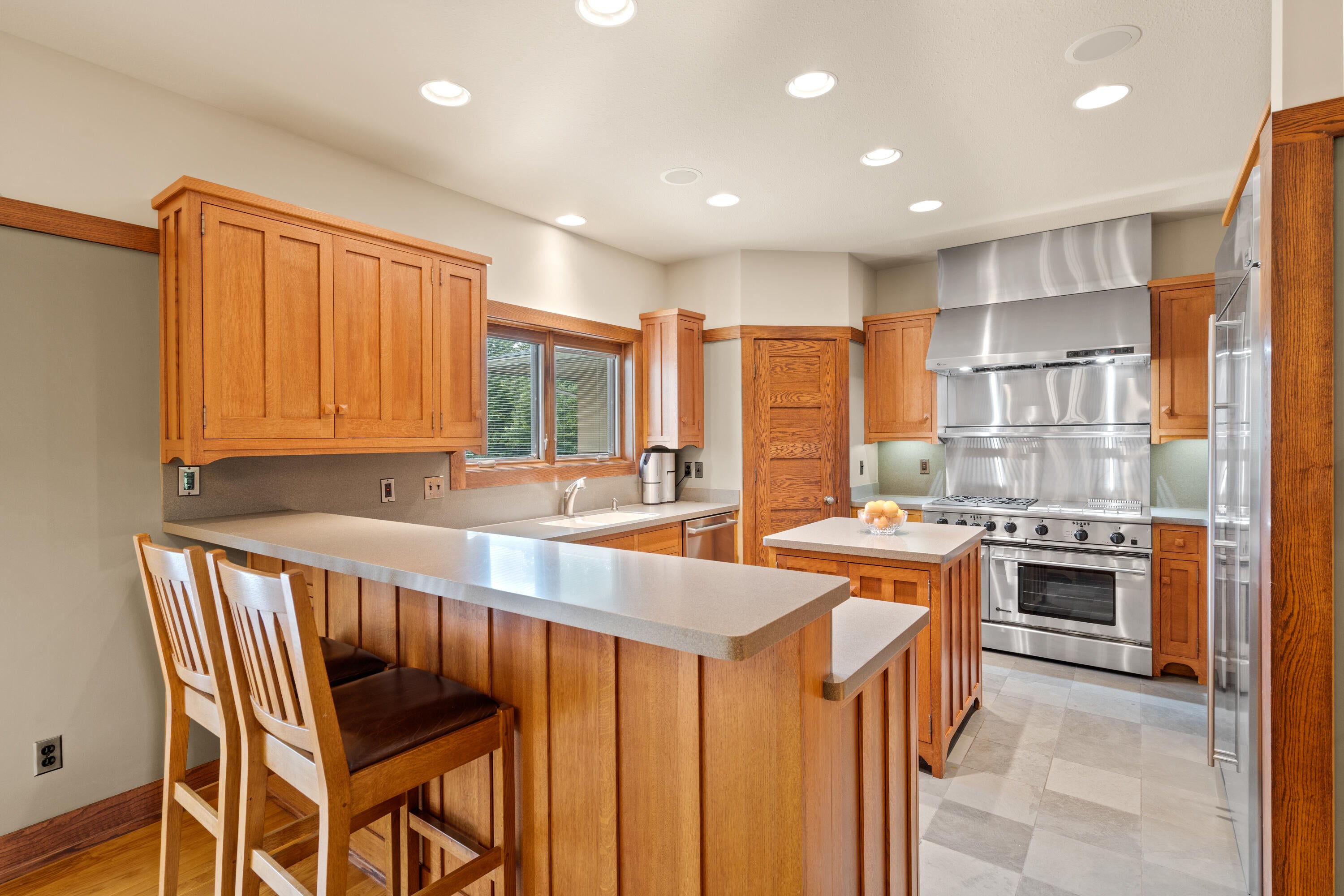 Columbia, Missouri, 65201, United States, 4 Bedrooms Bedrooms, ,4 BathroomsBathrooms,Residential,Active,1944067