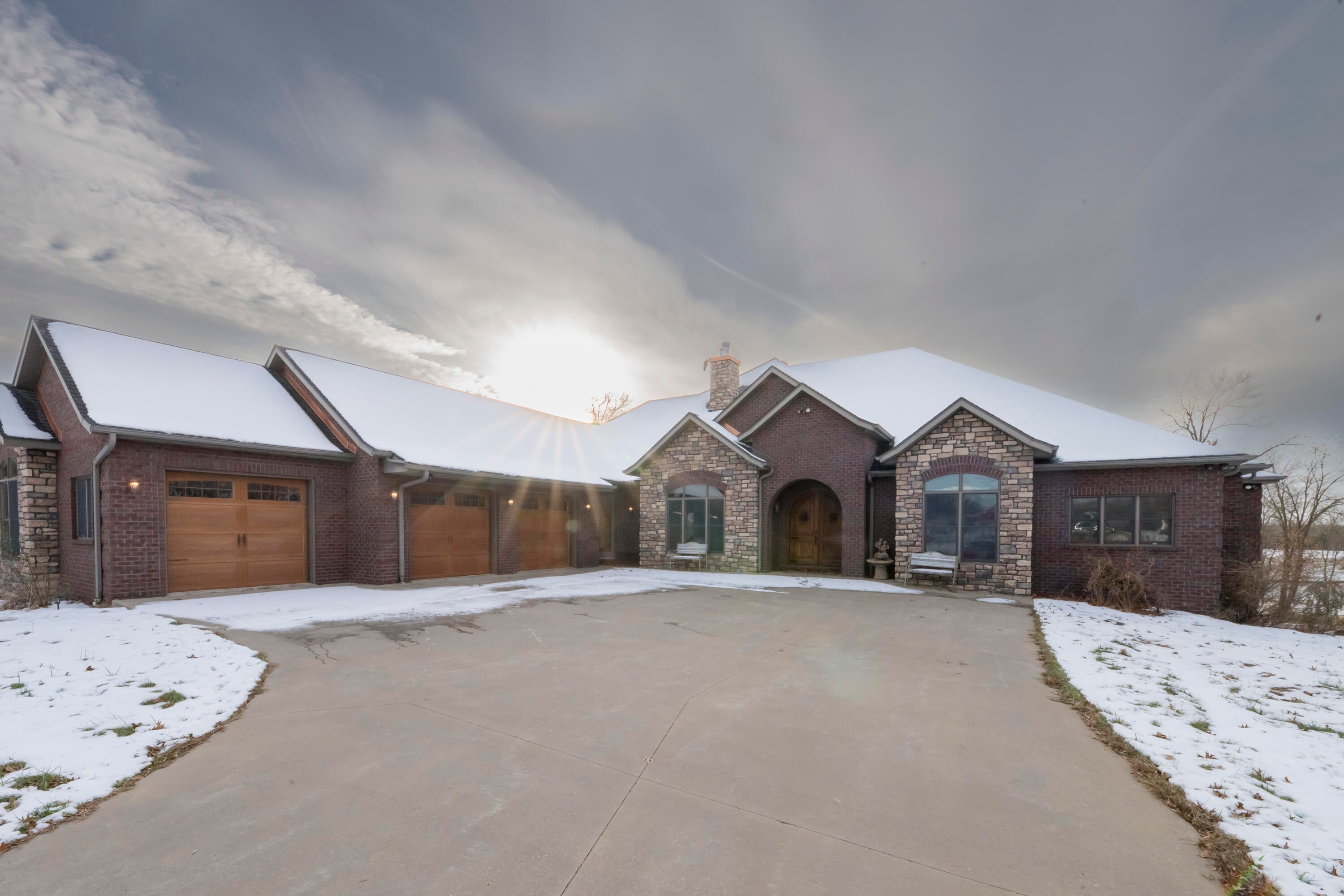 Harrisburg, Missouri, 65256, United States, 5 Bedrooms Bedrooms, ,7 BathroomsBathrooms,Residential,Active,2002599