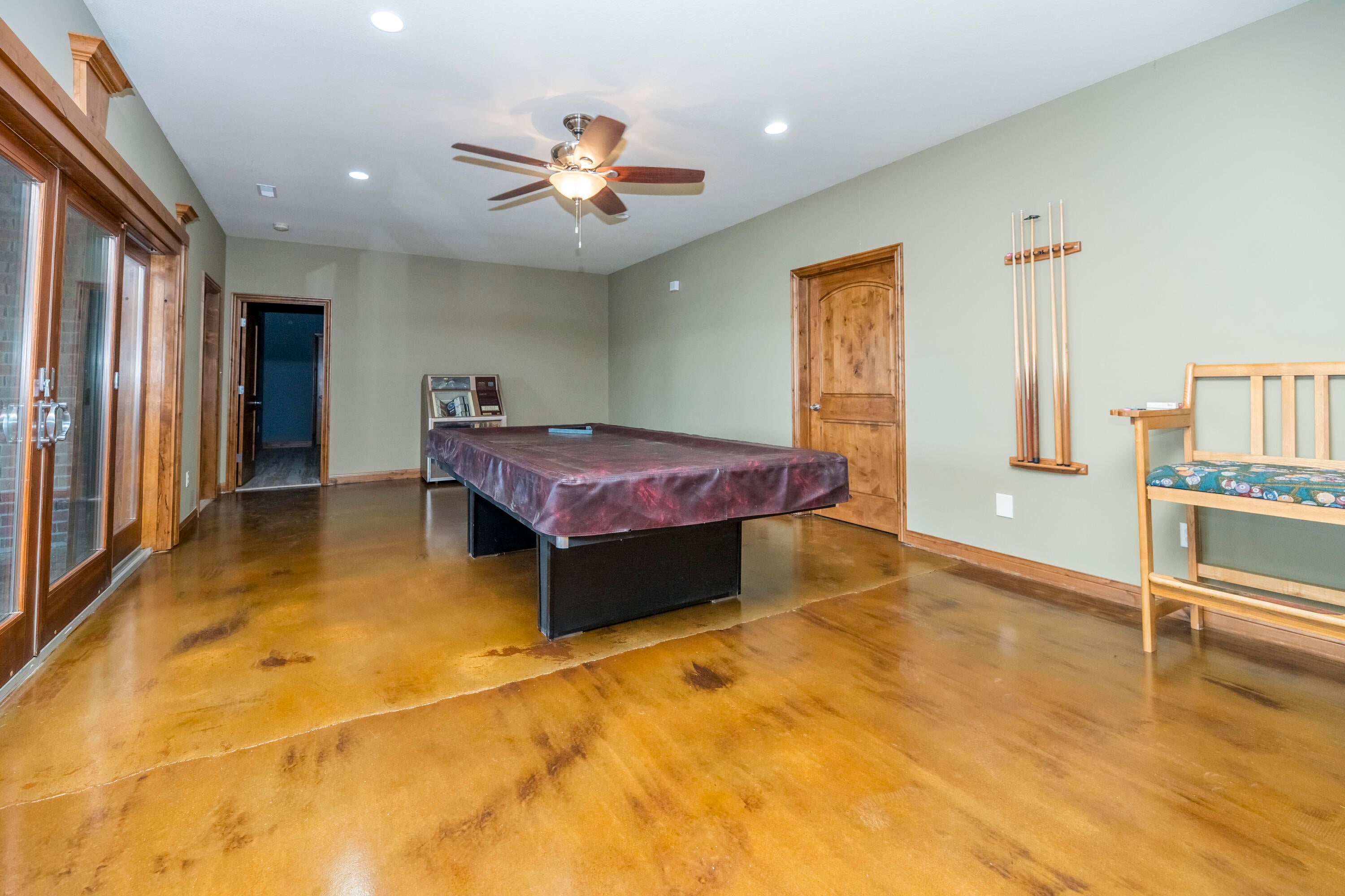 Harrisburg, Missouri, 65256, United States, 5 Bedrooms Bedrooms, ,7 BathroomsBathrooms,Residential,Active,2002599