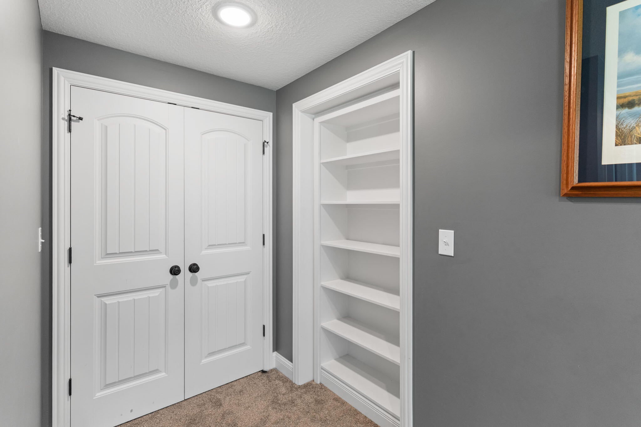 Hartsburg, Missouri, 65039, United States, 6 Bedrooms Bedrooms, ,4 BathroomsBathrooms,Residential,Active,1898236