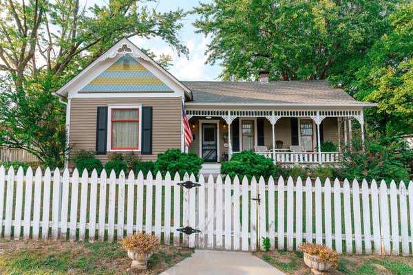 418 MAIN ST, ARROW ROCK, MO 65320, photo 2 of 41