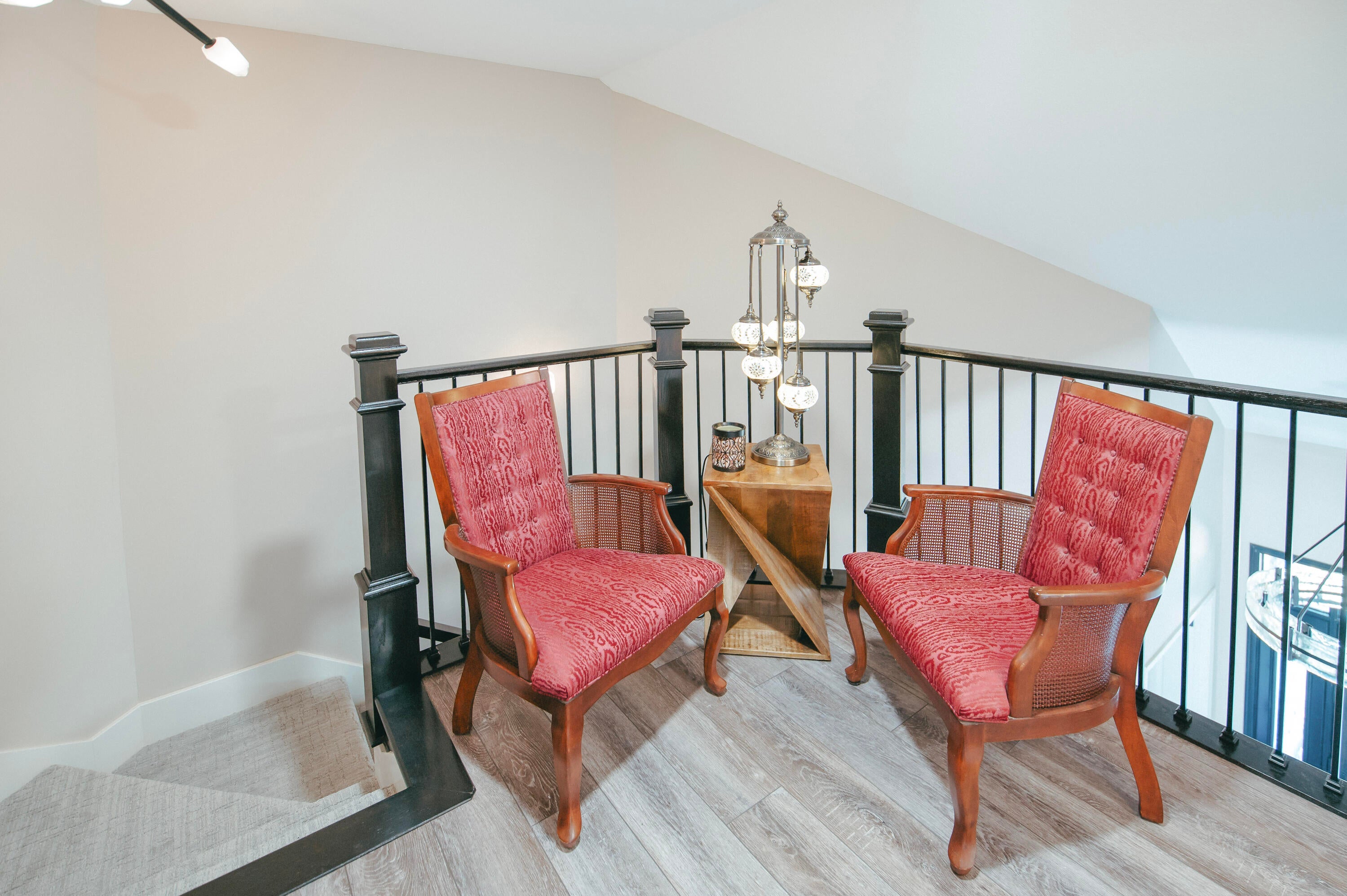 Columbia, Missouri, 65201, United States, 5 Bedrooms Bedrooms, ,5 BathroomsBathrooms,Residential,Active,1990615