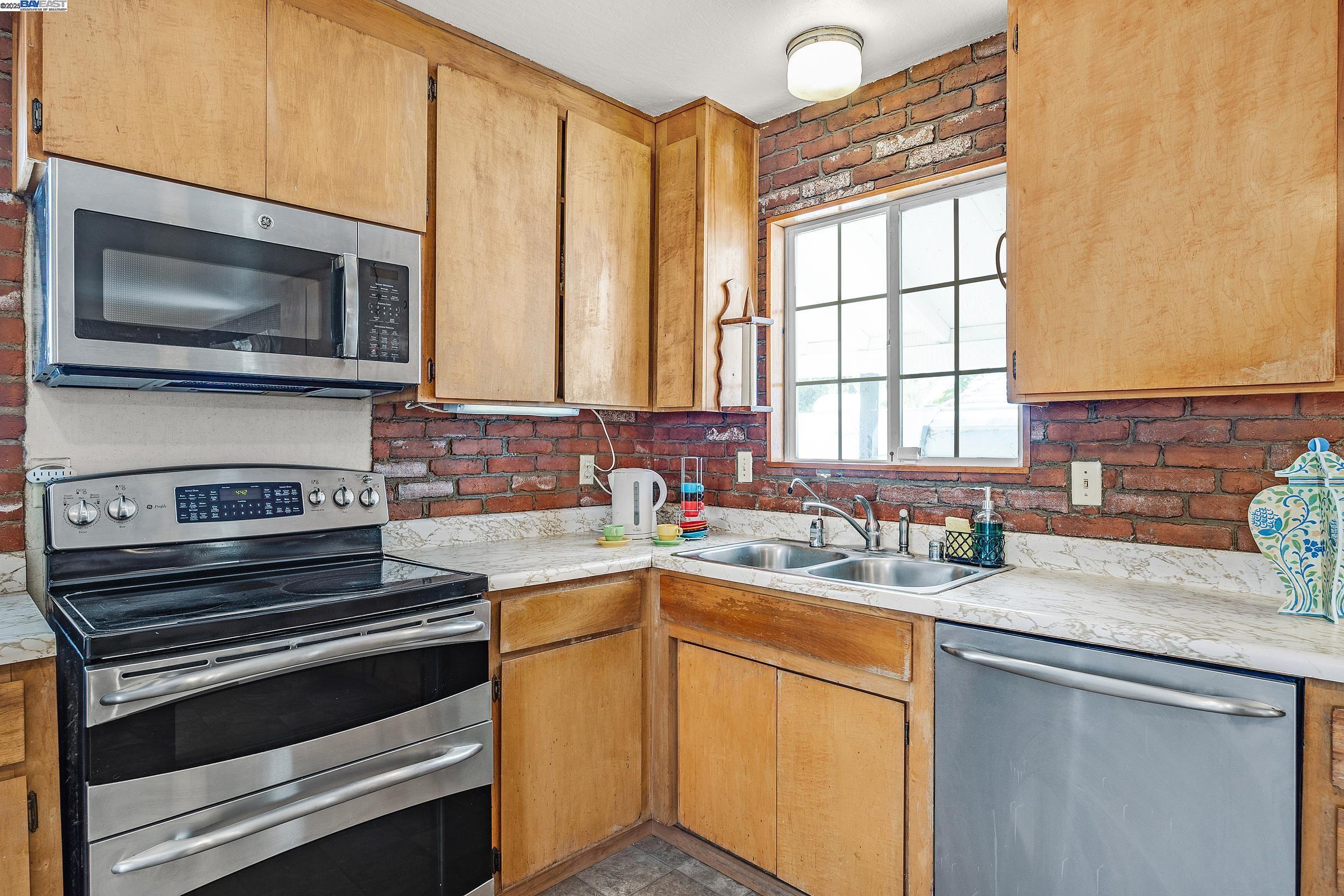 Tracy, California, 95377, United States, 4 Bedrooms Bedrooms, ,2 BathroomsBathrooms,Residential,Active,1971012