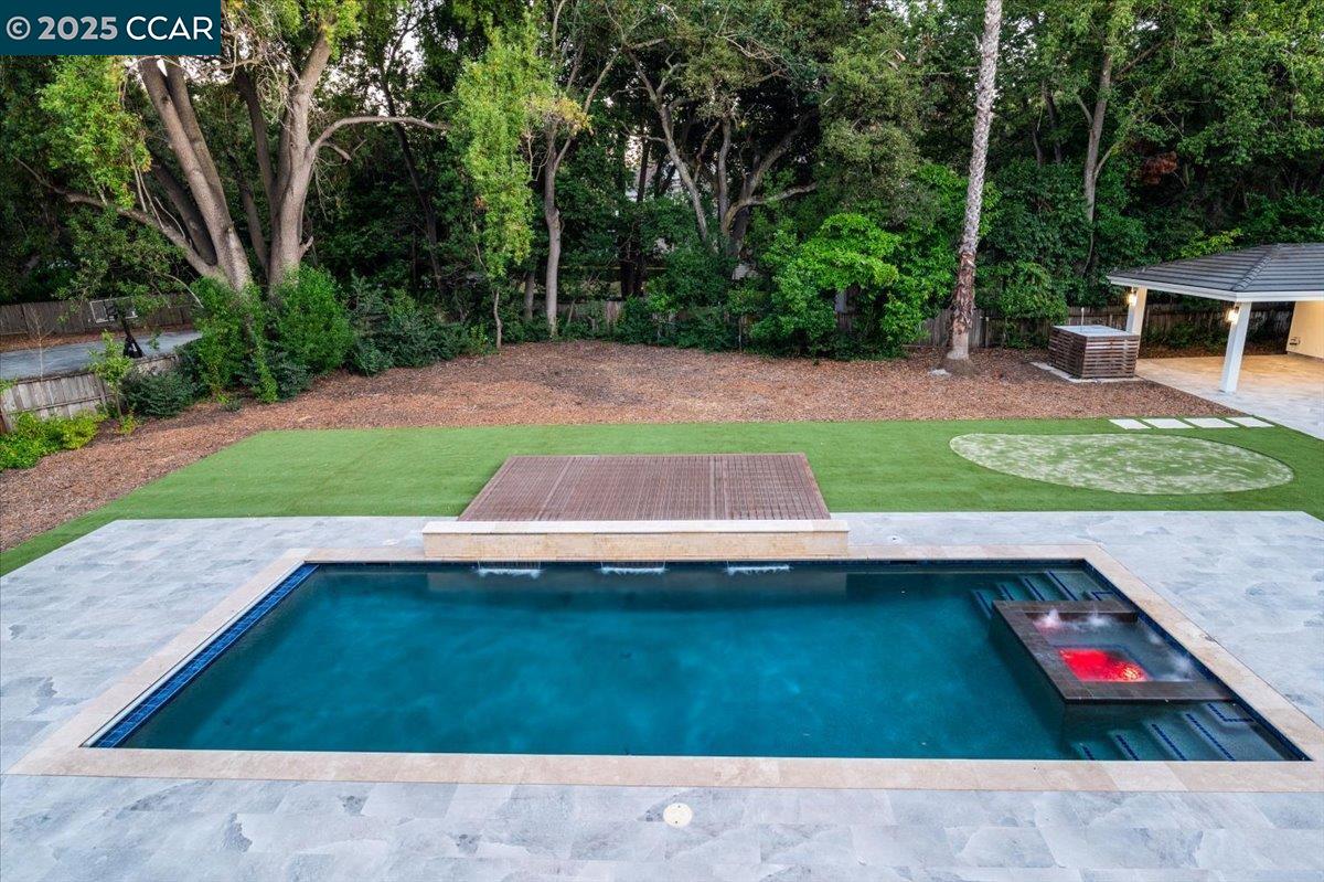 Atherton, California, 94027, United States, 9 Bedrooms Bedrooms, ,10 BathroomsBathrooms,Residential,Active,1900197