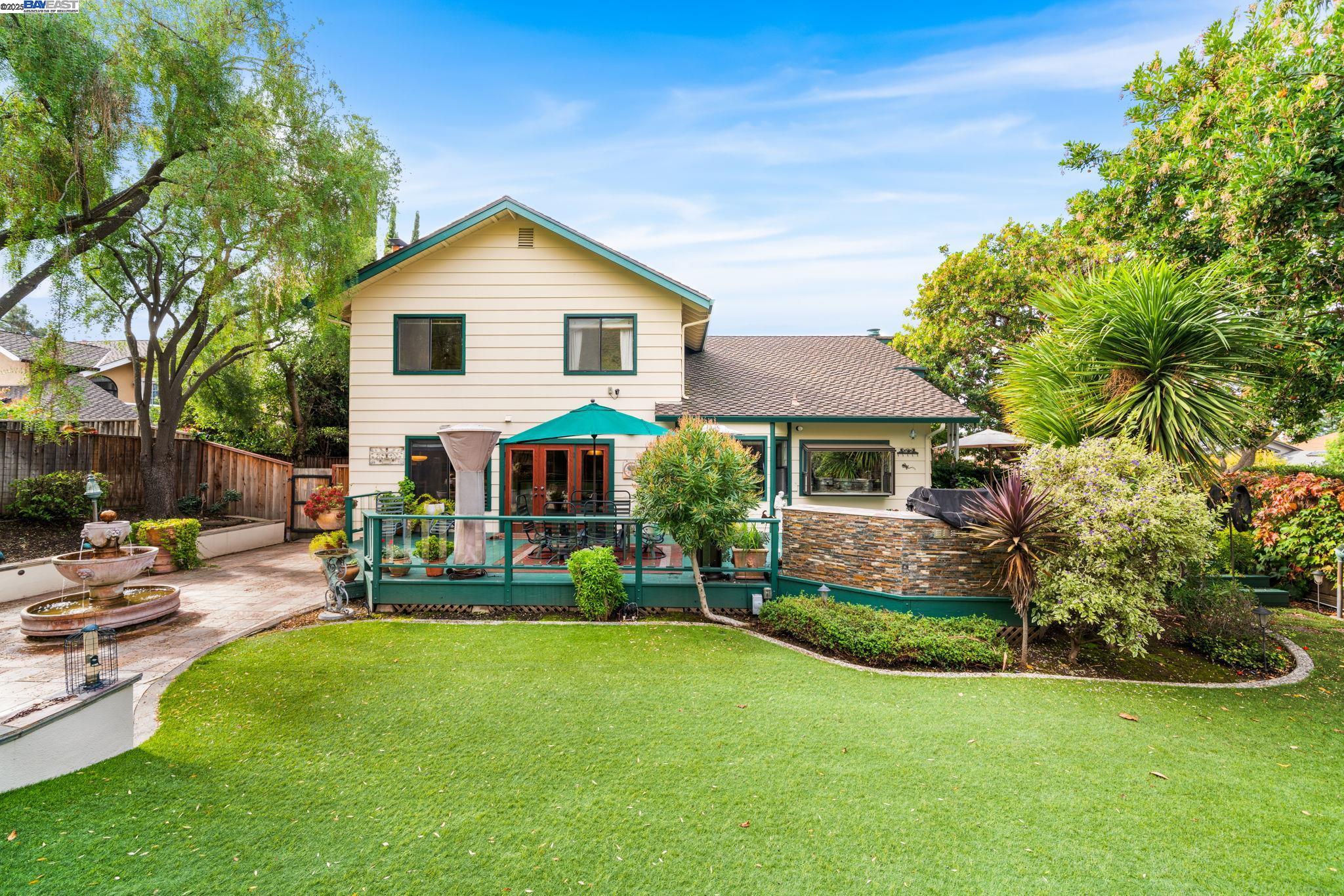 Fremont, California, 94536, United States, 4 Bedrooms Bedrooms, ,3 BathroomsBathrooms,Residential,Active,1997877