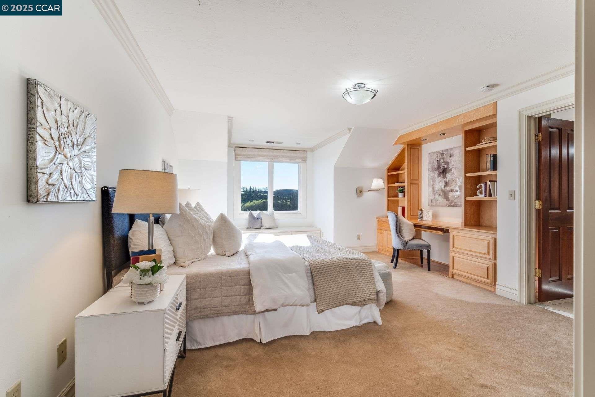 Diablo, California, 94528, United States, 6 Bedrooms Bedrooms, ,7 BathroomsBathrooms,Residential,Active,1953977