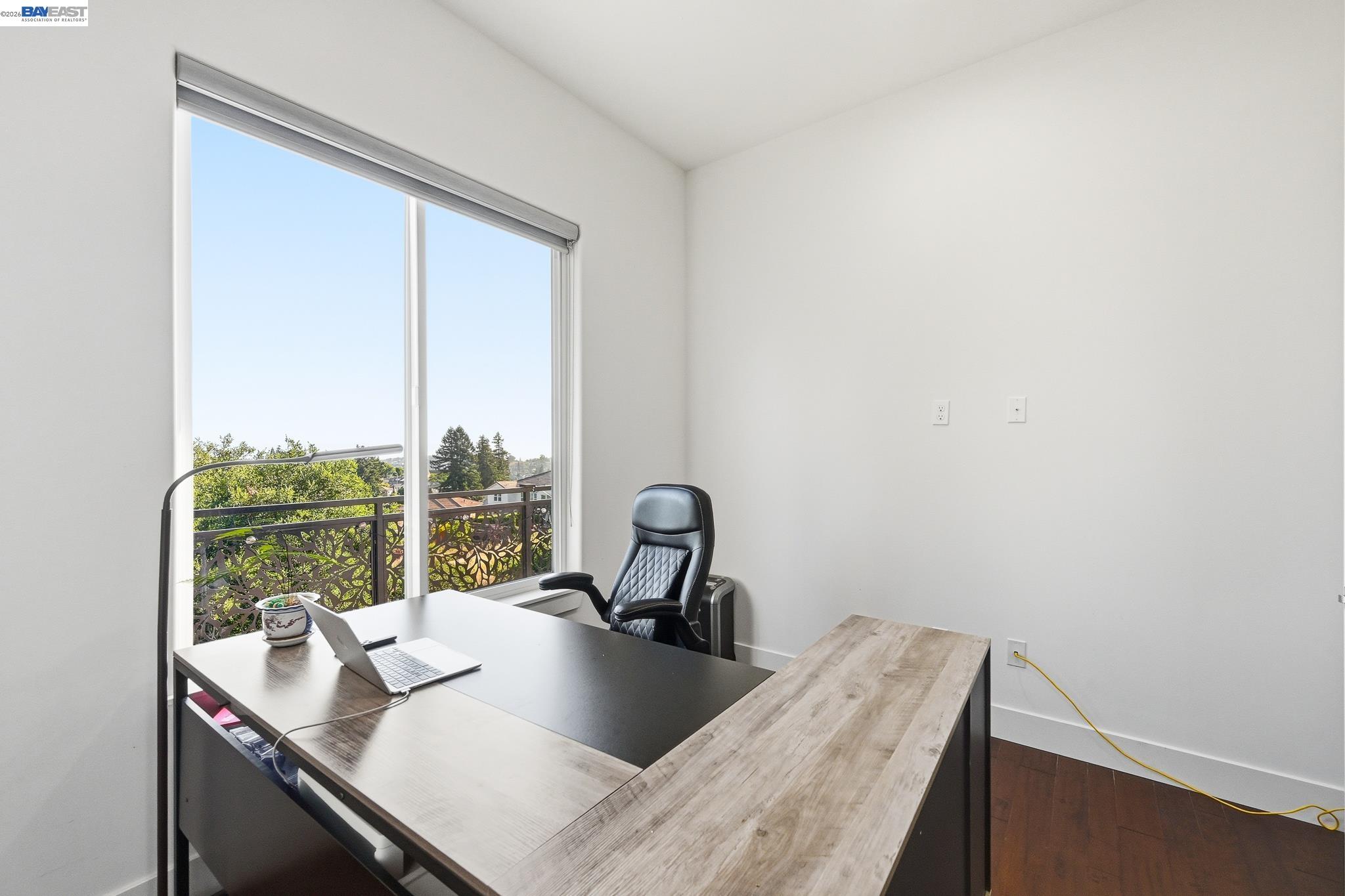 Castro Valley, California, 94546, United States, 5 Bedrooms Bedrooms, ,7 BathroomsBathrooms,Residential,Active,2044535