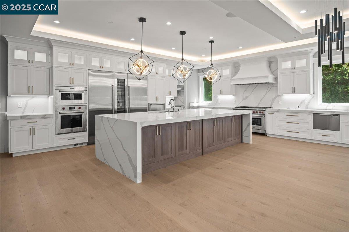 Atherton, California, 94027, United States, 9 Bedrooms Bedrooms, ,10 BathroomsBathrooms,Residential,Active,1900197