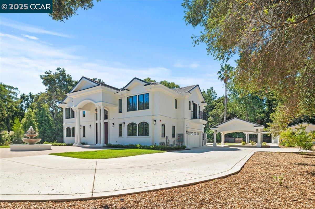 Atherton, California, 94027, United States, 9 Bedrooms Bedrooms, ,10 BathroomsBathrooms,Residential,Active,1900197