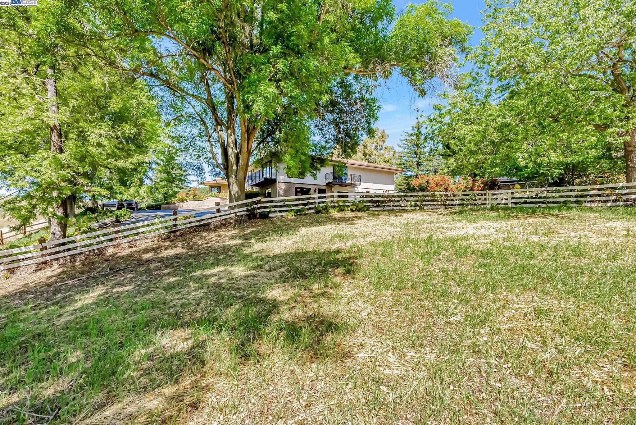Fremont, California, 94539, United States, 4 Bedrooms Bedrooms, ,3 BathroomsBathrooms,Residential,Active,1820313
