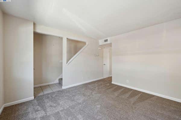 1336 CALLEN ST APT D, VACAVILLE, CA 95688, photo 4 of 32