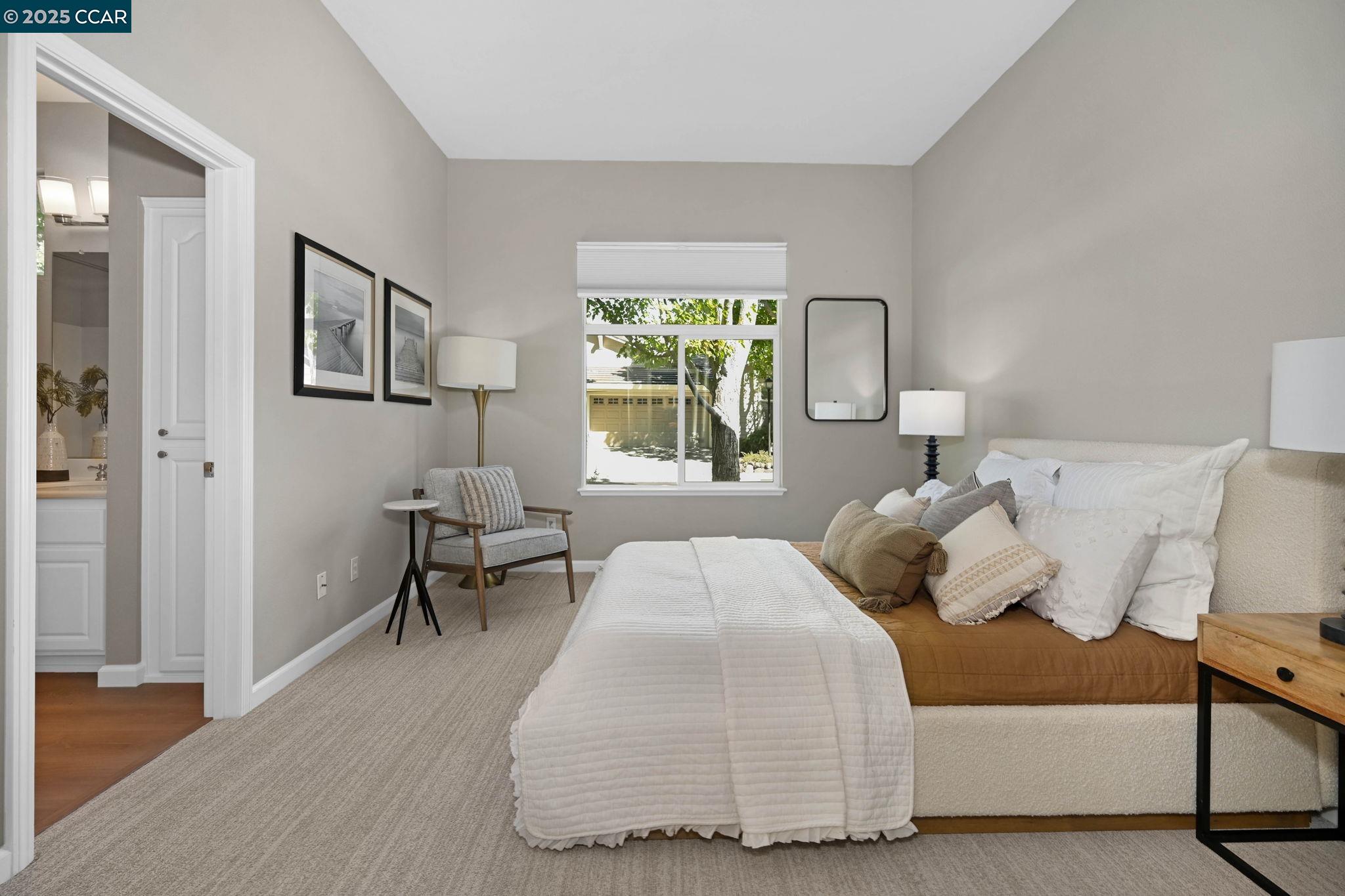 Walnut Creek, California, 94595, United States, 3 Bedrooms Bedrooms, ,3 BathroomsBathrooms,Residential,Active,1946437