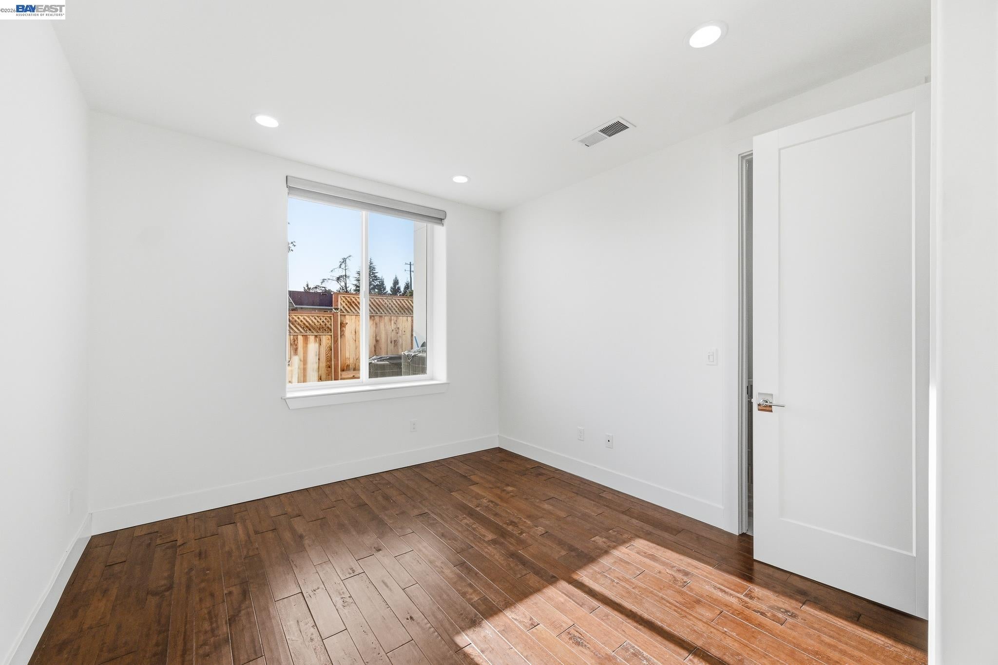 Castro Valley, California, 94546, United States, 5 Bedrooms Bedrooms, ,7 BathroomsBathrooms,Residential,Active,2044535
