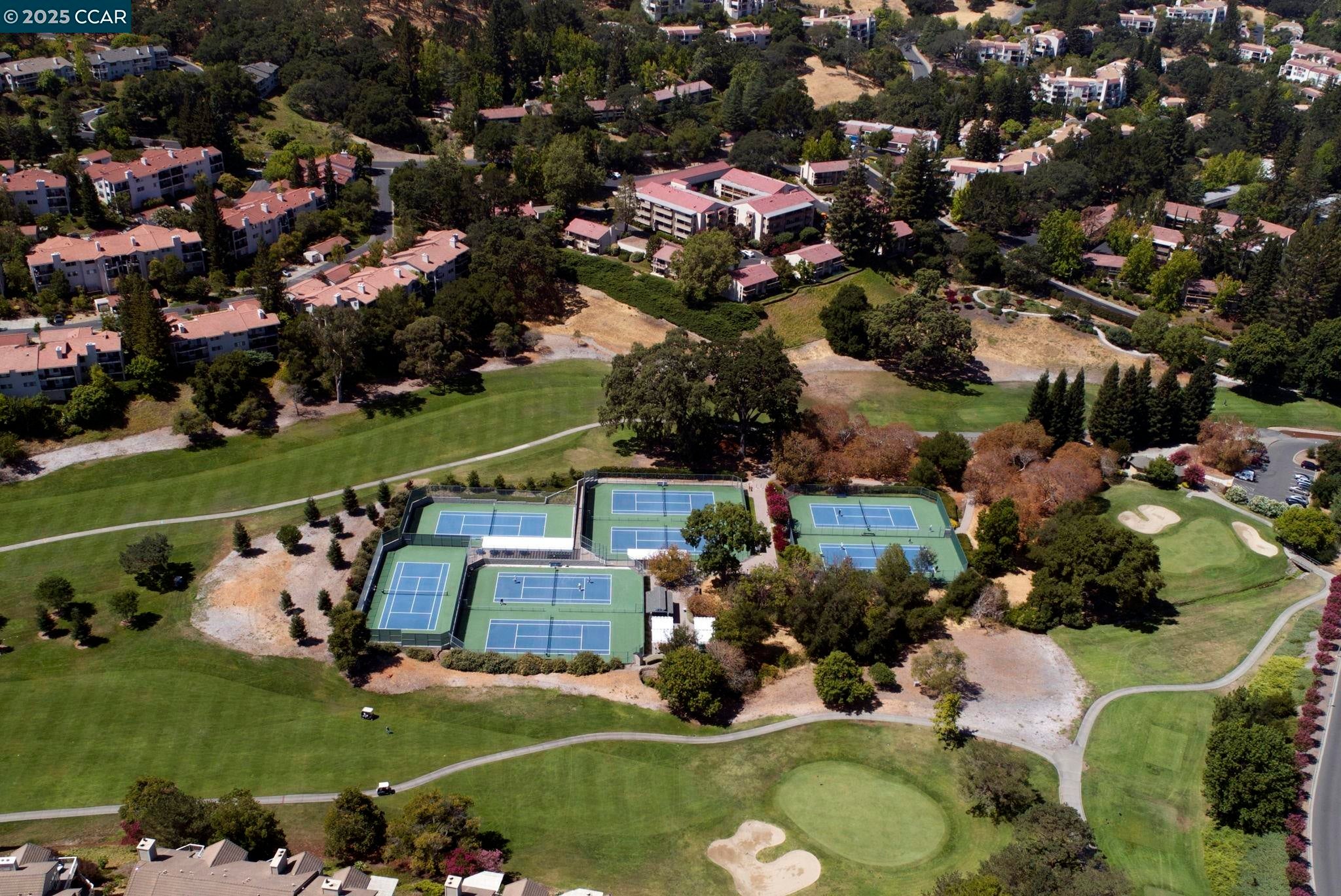 Walnut Creek, California, 94595, United States, 3 Bedrooms Bedrooms, ,3 BathroomsBathrooms,Residential,Active,1946437