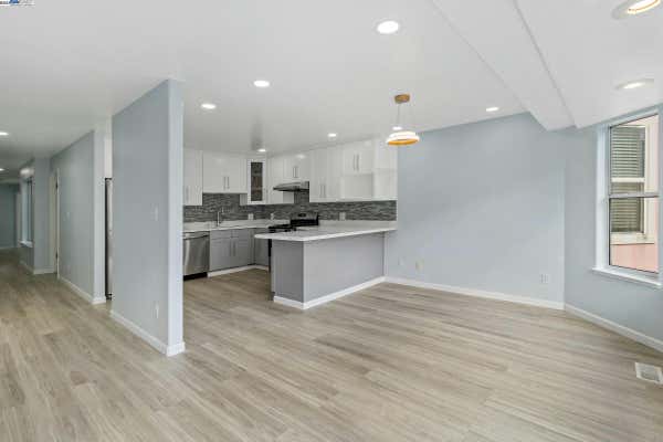 1378 BACON ST # 1, SAN FRANCISCO, CA 94134, photo 3 of 41