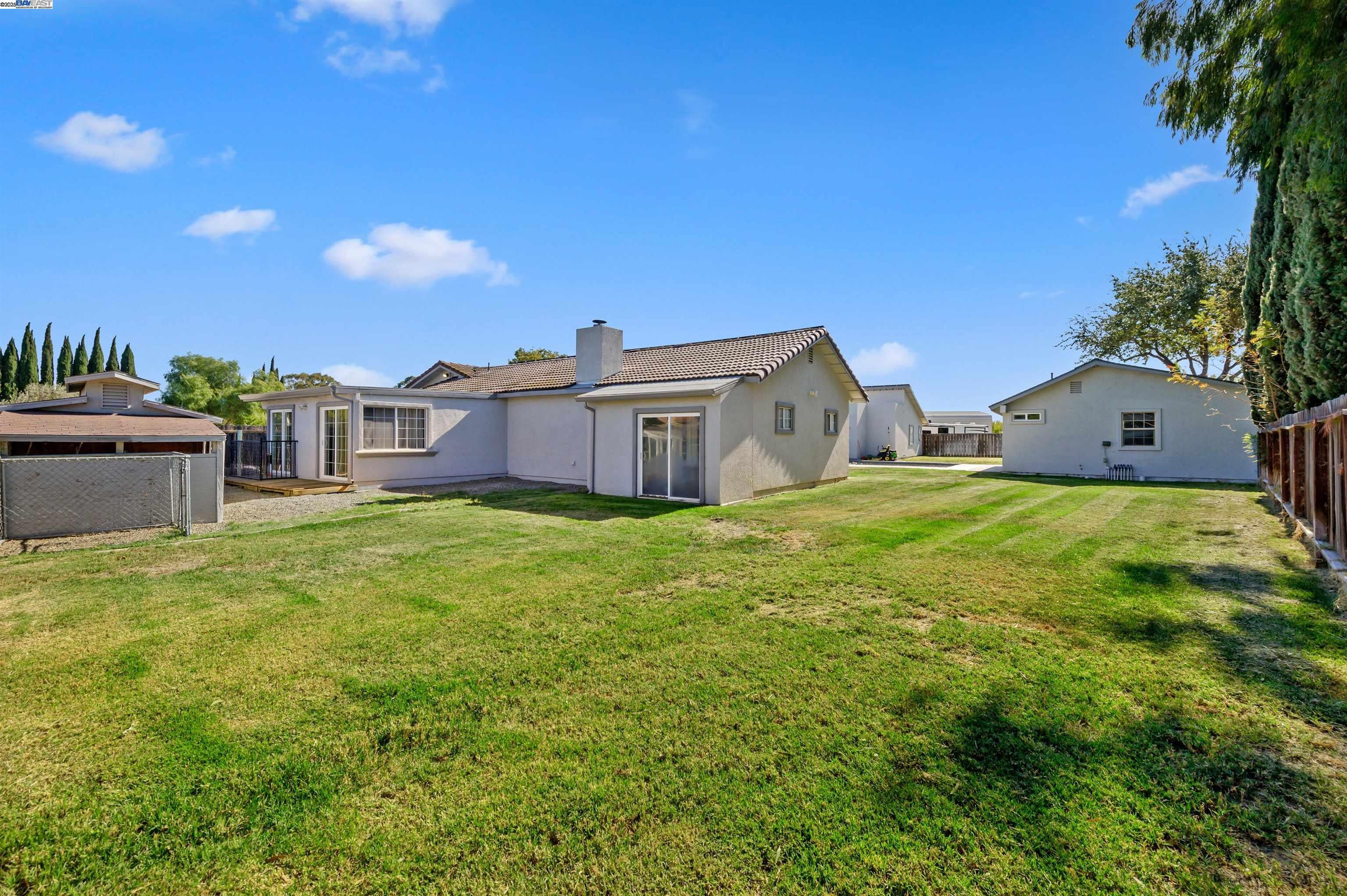 Tracy, California, 95304, United States, 6 Bedrooms Bedrooms, ,3 BathroomsBathrooms,Residential,Active,1909852