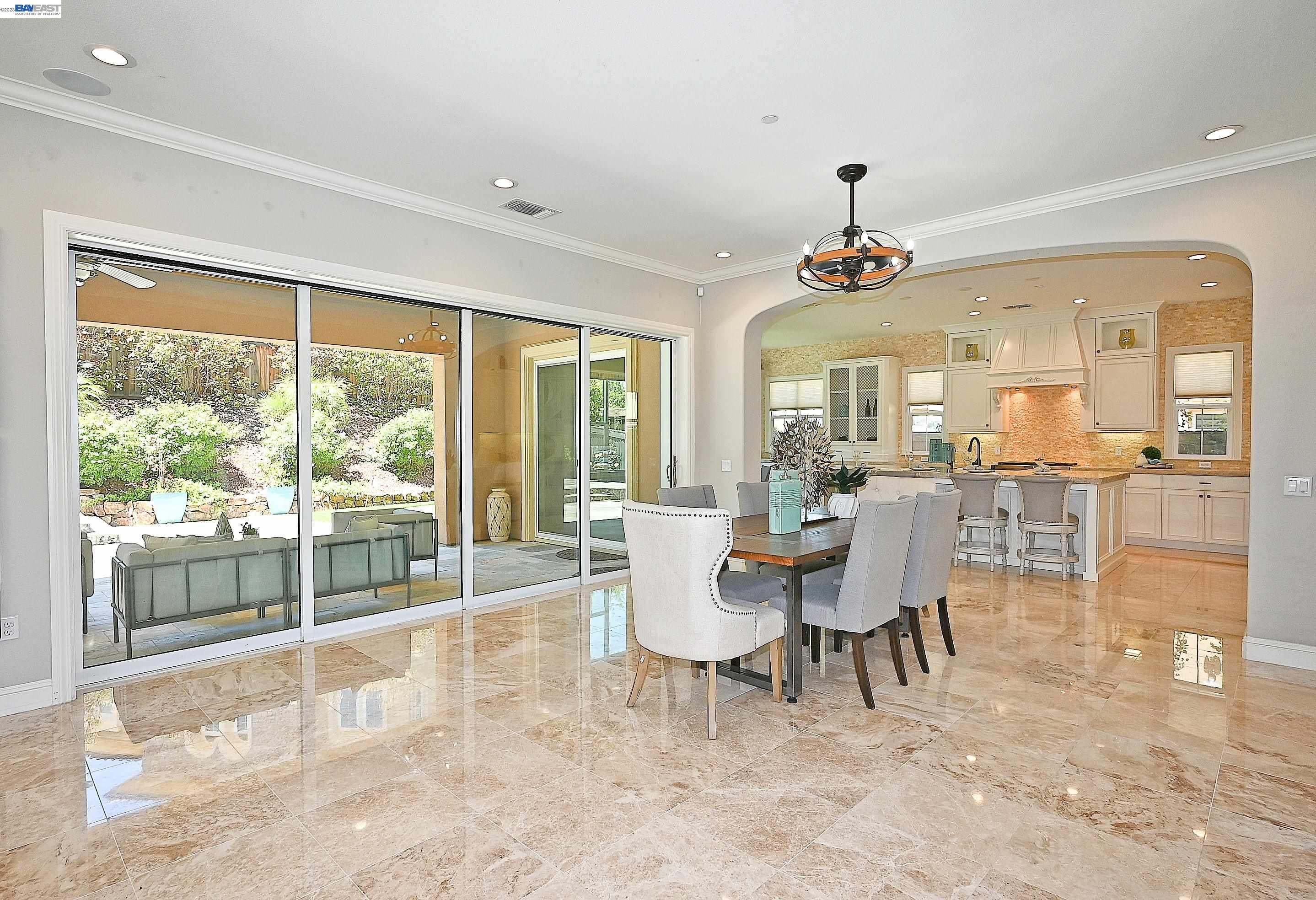 Danville, California, 94506, United States, 5 Bedrooms Bedrooms, ,6 BathroomsBathrooms,Residential,Active,2045396