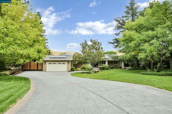 226 ROUNDHILL PL, CLAYTON, CA 94517 - Image 1